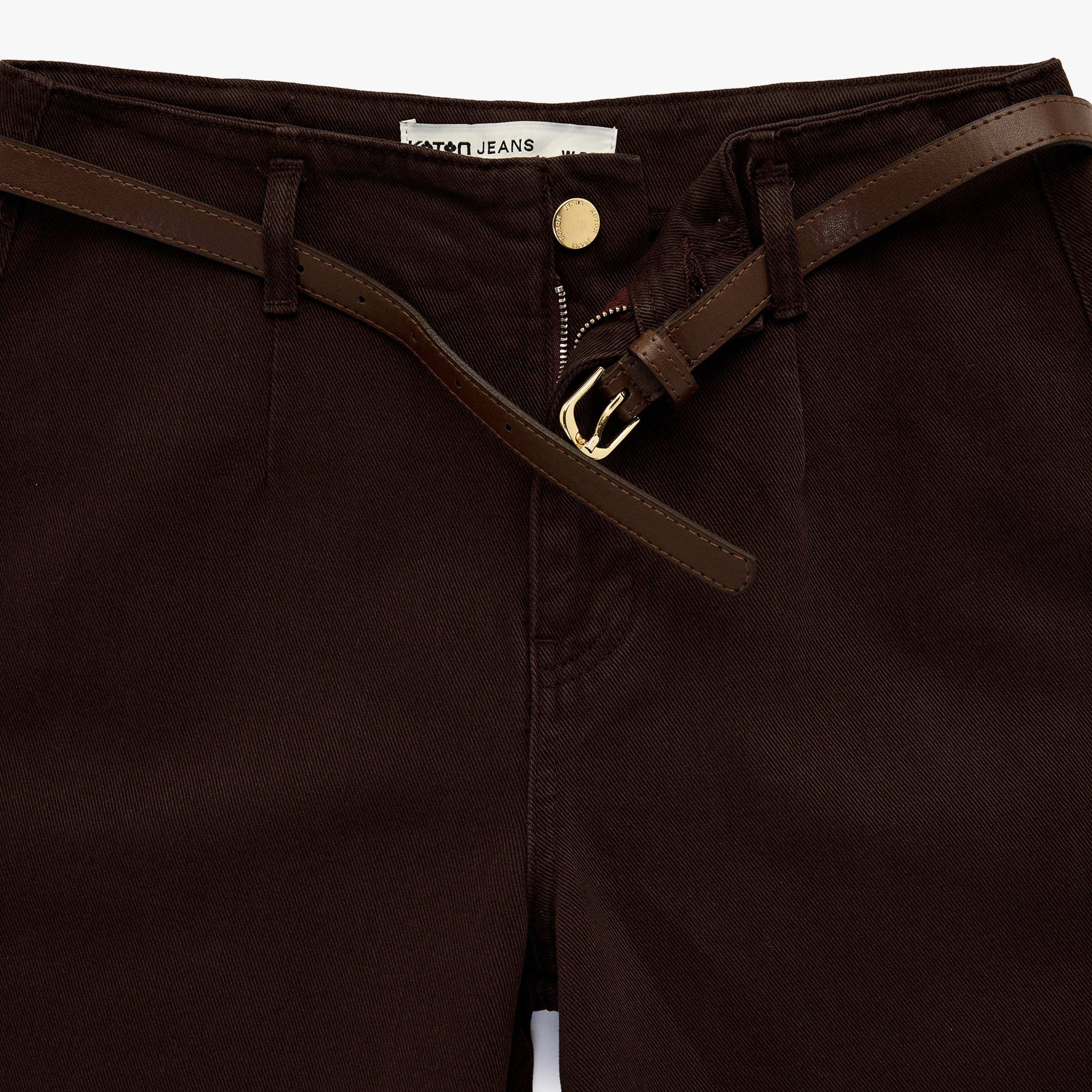 بنطلون نسائي واسع الساق بقماش قطني سادة بزر وسحاب بلون بني من كوتون-women-clothing-bottoms-trousers-image-2