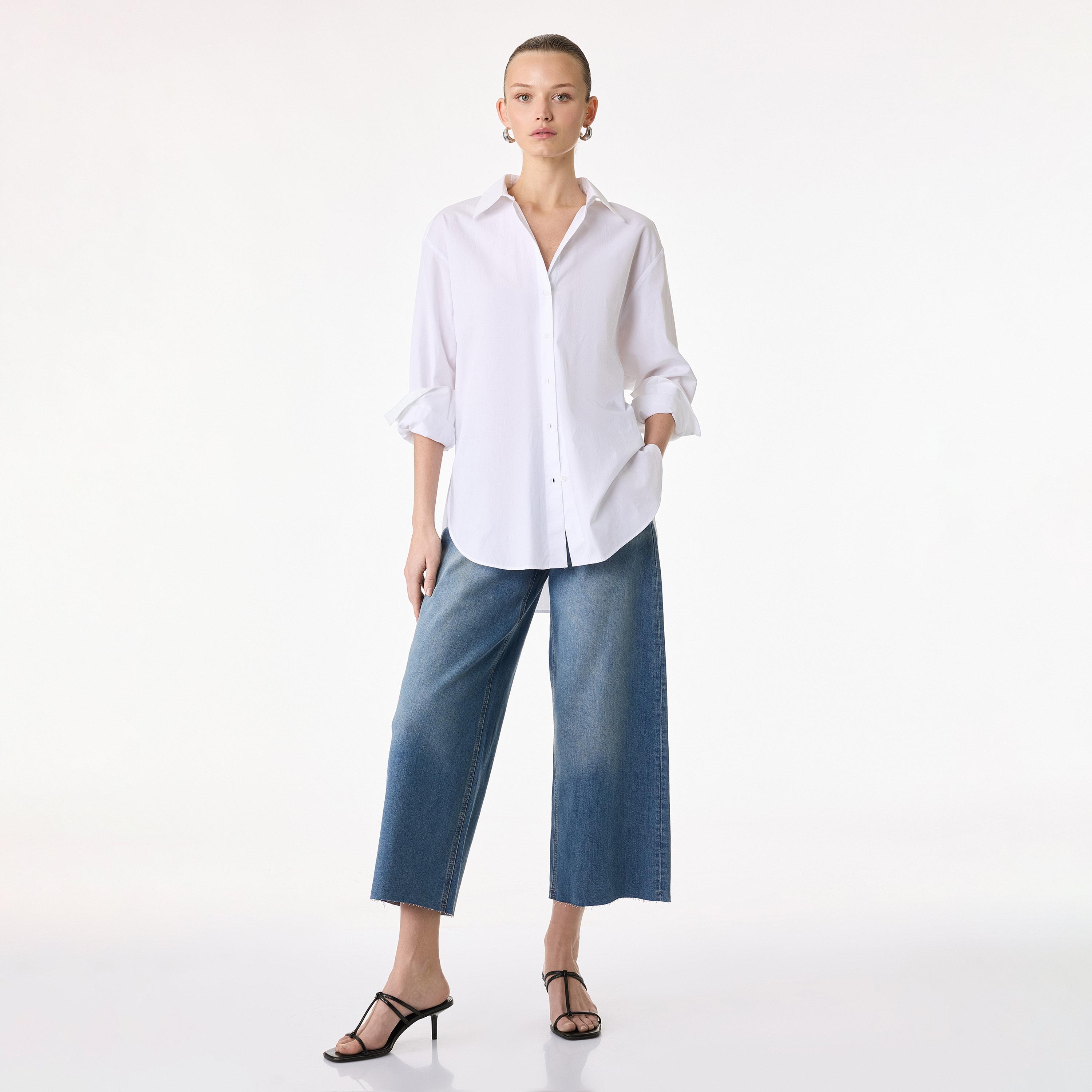 بنطلون جينز نسائي خصر مرتفع قصة "ريلاكس فت" سادة من كوتون-women-clothing-bottoms-jeans-image-1