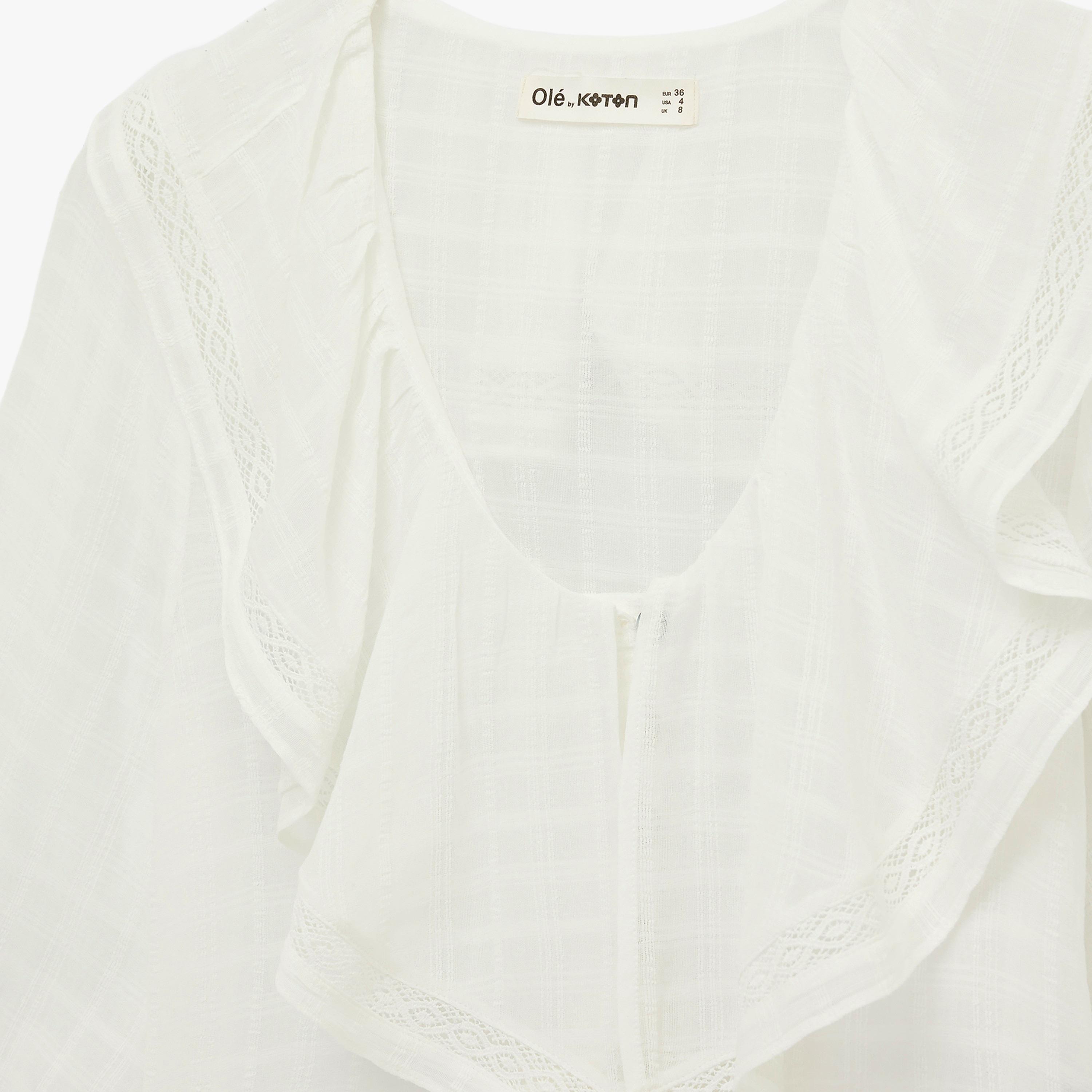 بلوزة نسائية بتطريز بلون أوف وايت من كوتون-women-clothing-shirtsandblouses-blouses-image-5
