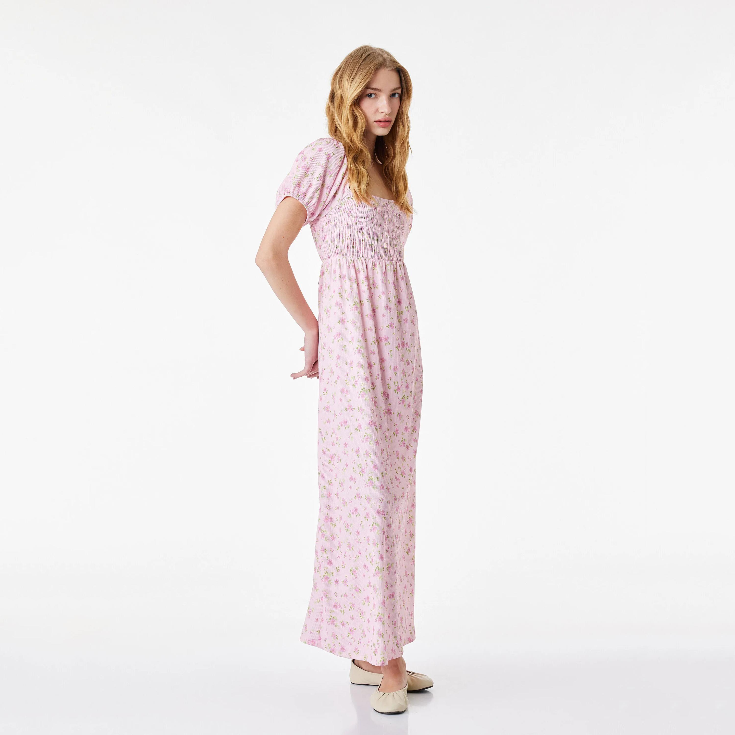 فستان ماكسي حريمي بنقشة زهور وفتحة رقبة مربعة وأكمام منتفخة من كوتون-women-clothing-dresses-image-7