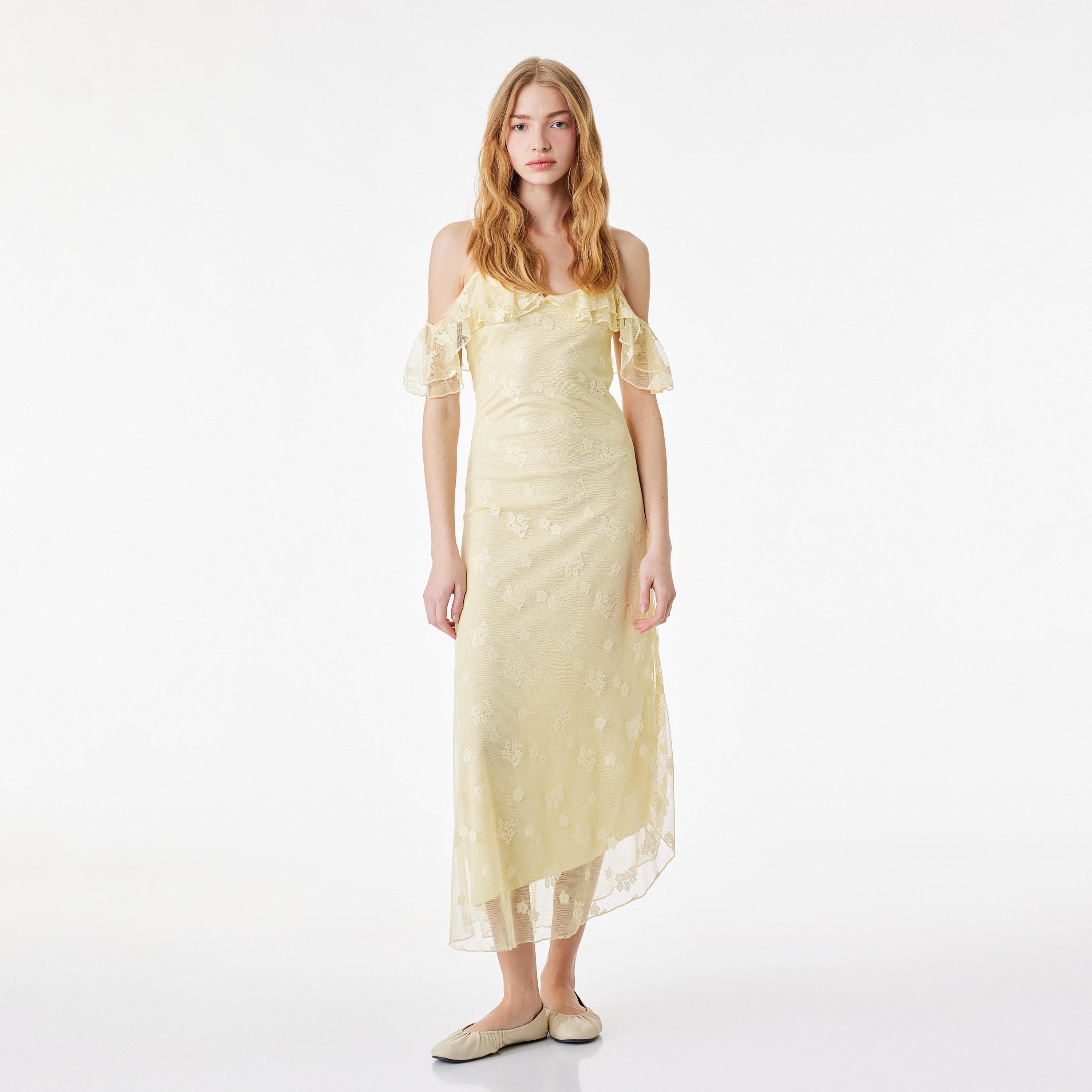 فستان سهرة ميدي نسائي بحمالات أكتاف وطبعة زهور صغيرة بلون أصفر من كوتون-women-clothing-dresses-image-1