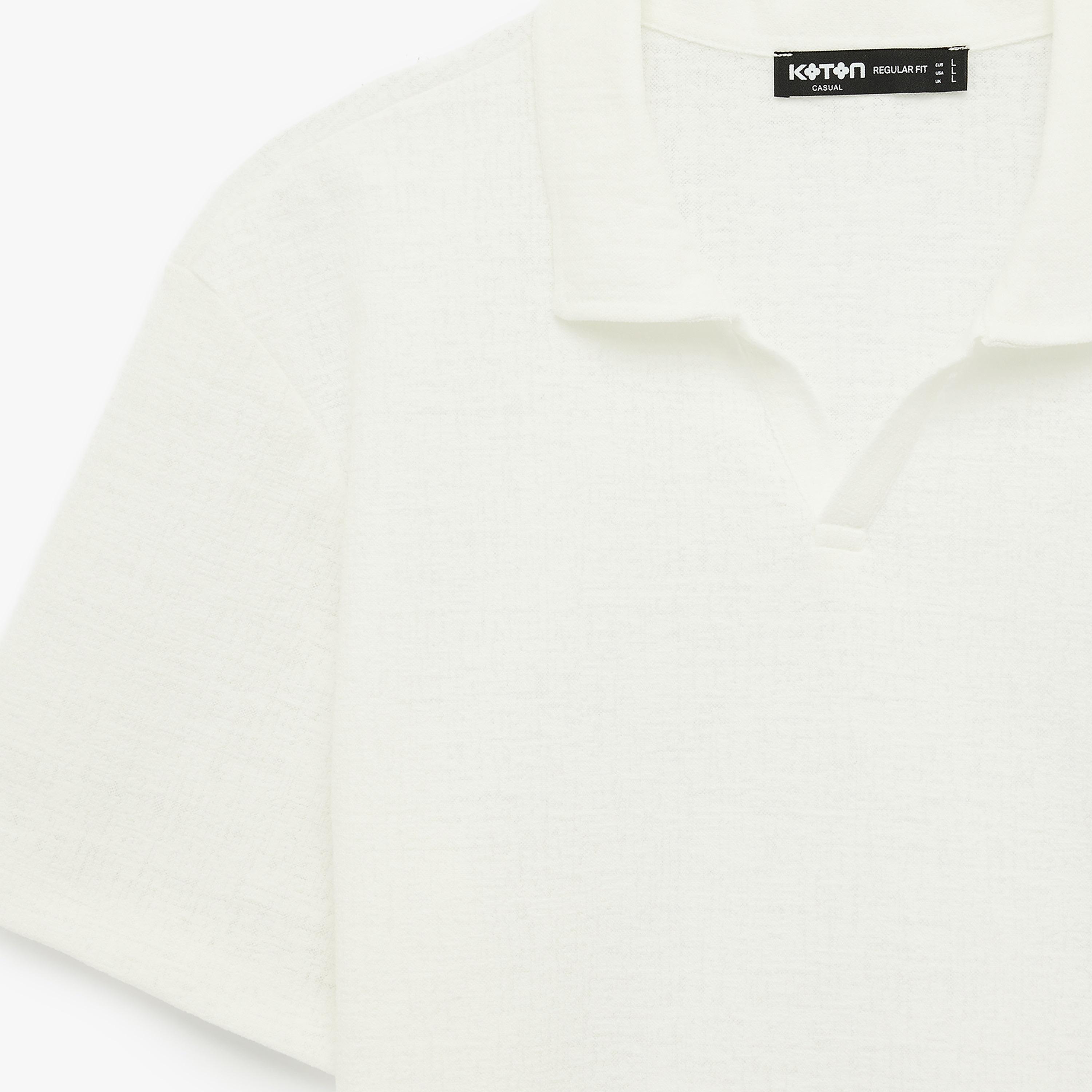 KOTON Textured Johnny Collar Short Sleeves Men's Polo T-Shirt-men-clothing-tshirtsandpolos-polos-image-6