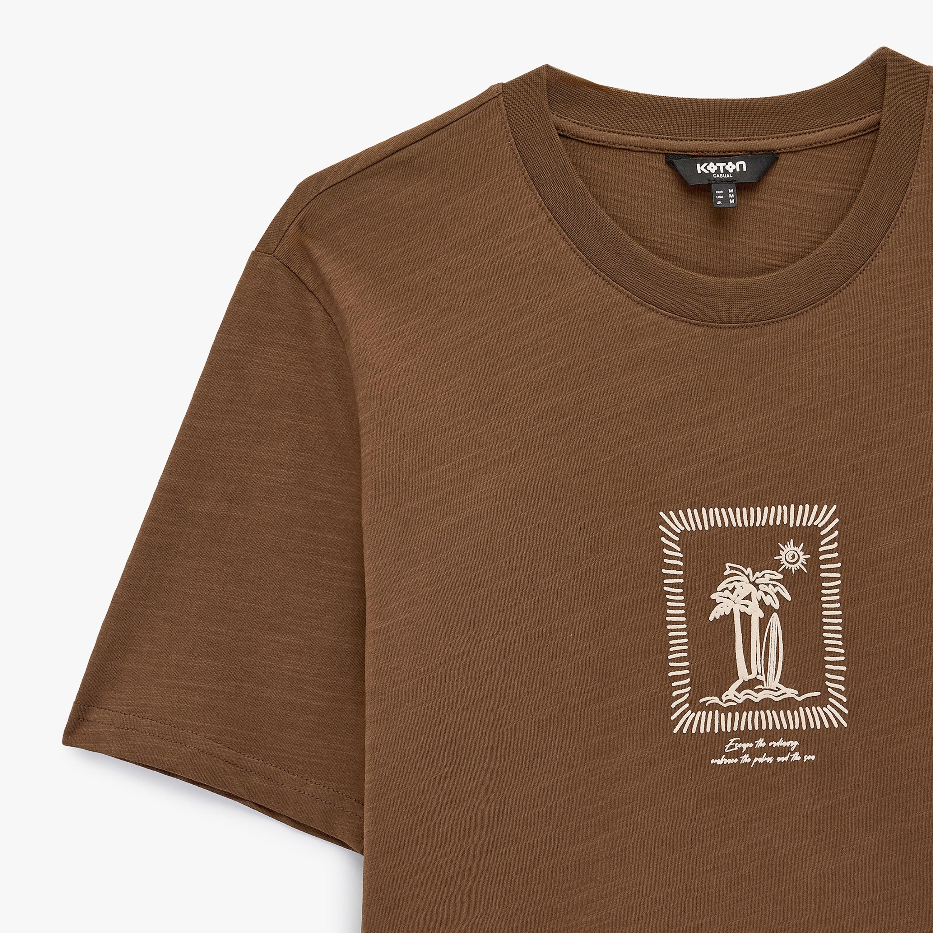 تيشيرت رجالي أكمام قصيرة بياقة مستديرة وطبعة أشجار النخيل من كوتون-men-clothing-tshirtsandpolos-tshirts-image-6