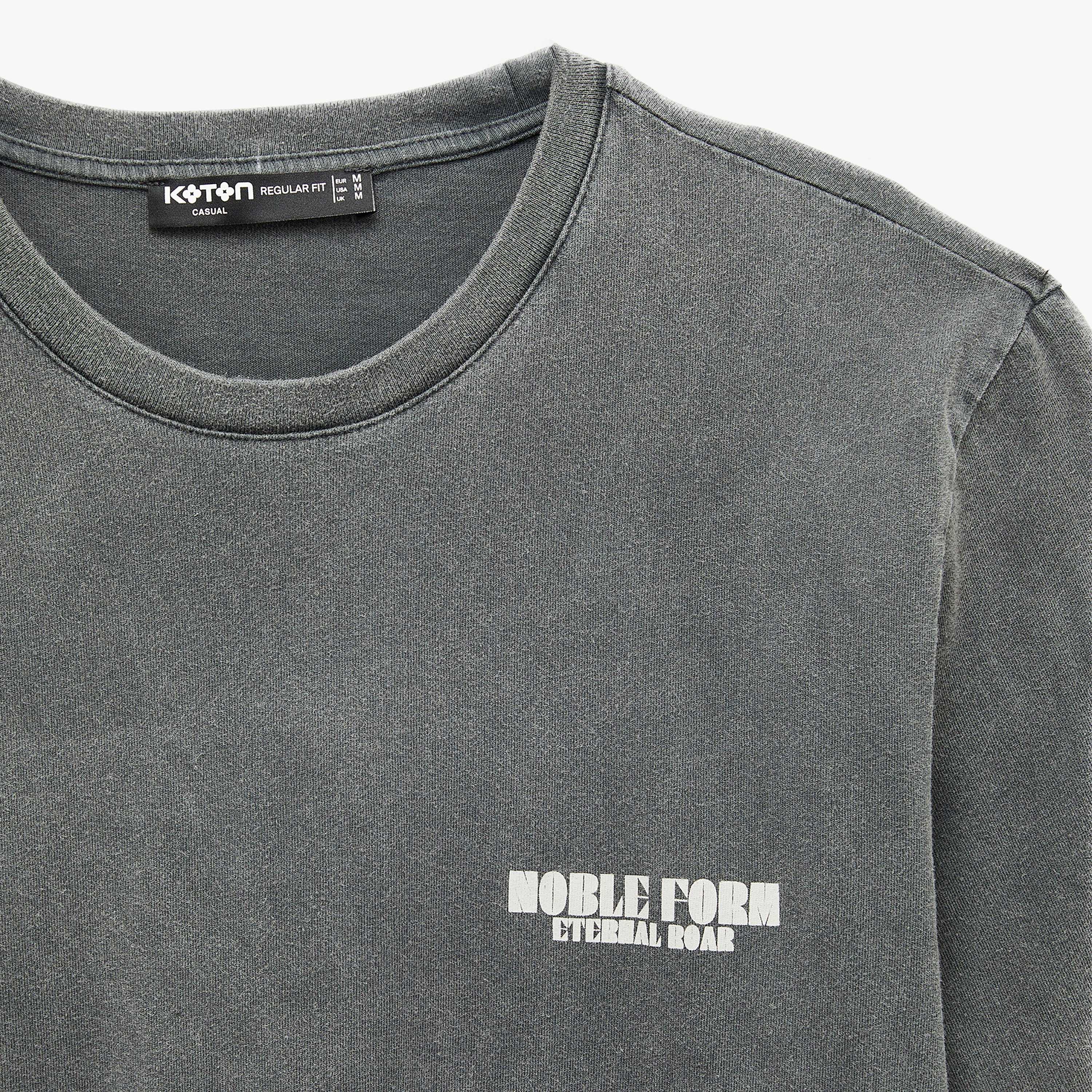 تيشيرت رجالي أكمام قصيرة بياقة مستديرة وطبعة "غرافيك" لأسد من كوتون-men-clothing-tshirtsandpolos-tshirts-image-5