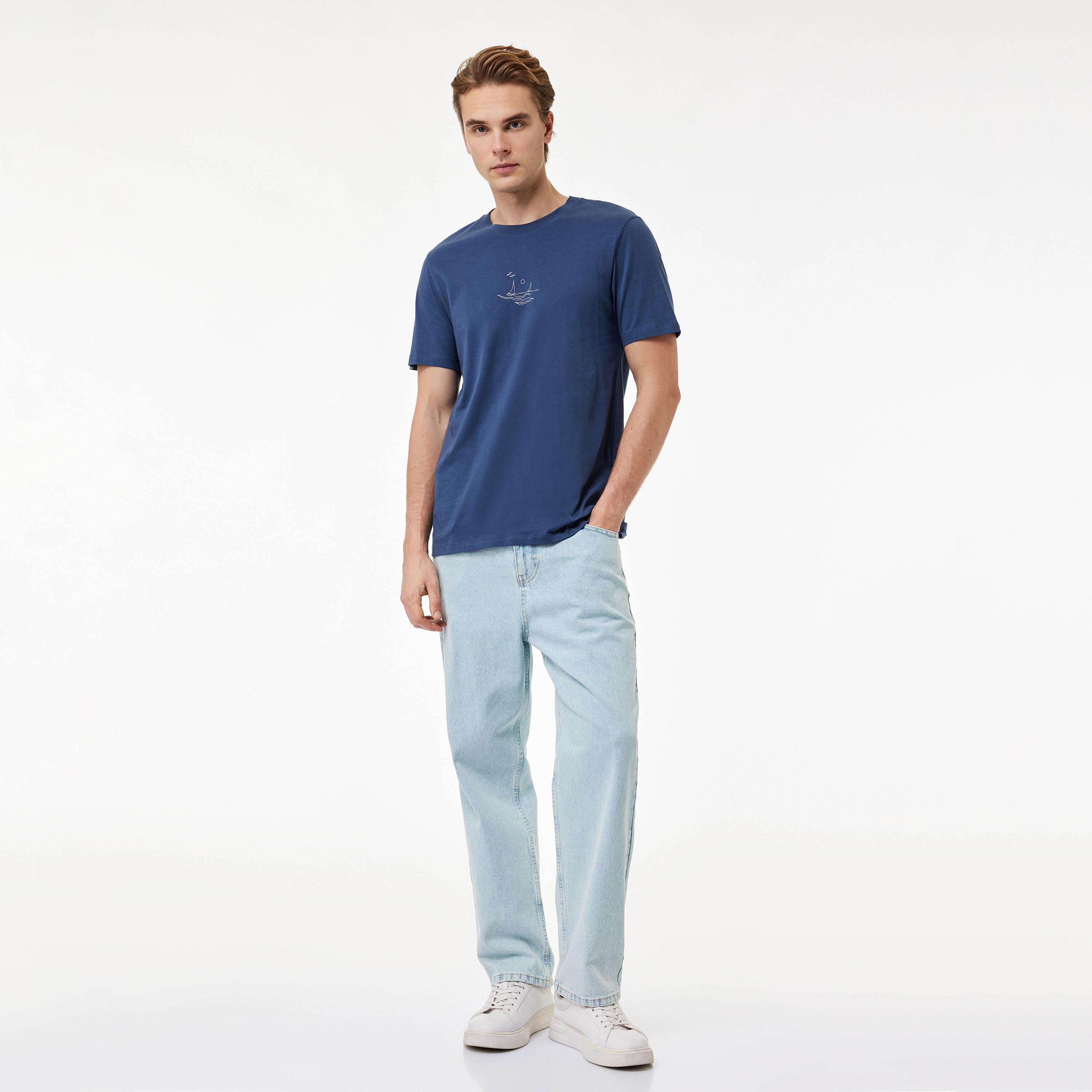 KOTON Embroidered Crew Neck Short Sleeves Men's T-Shirt-men-clothing-tshirtsandpolos-tshirts-image-2