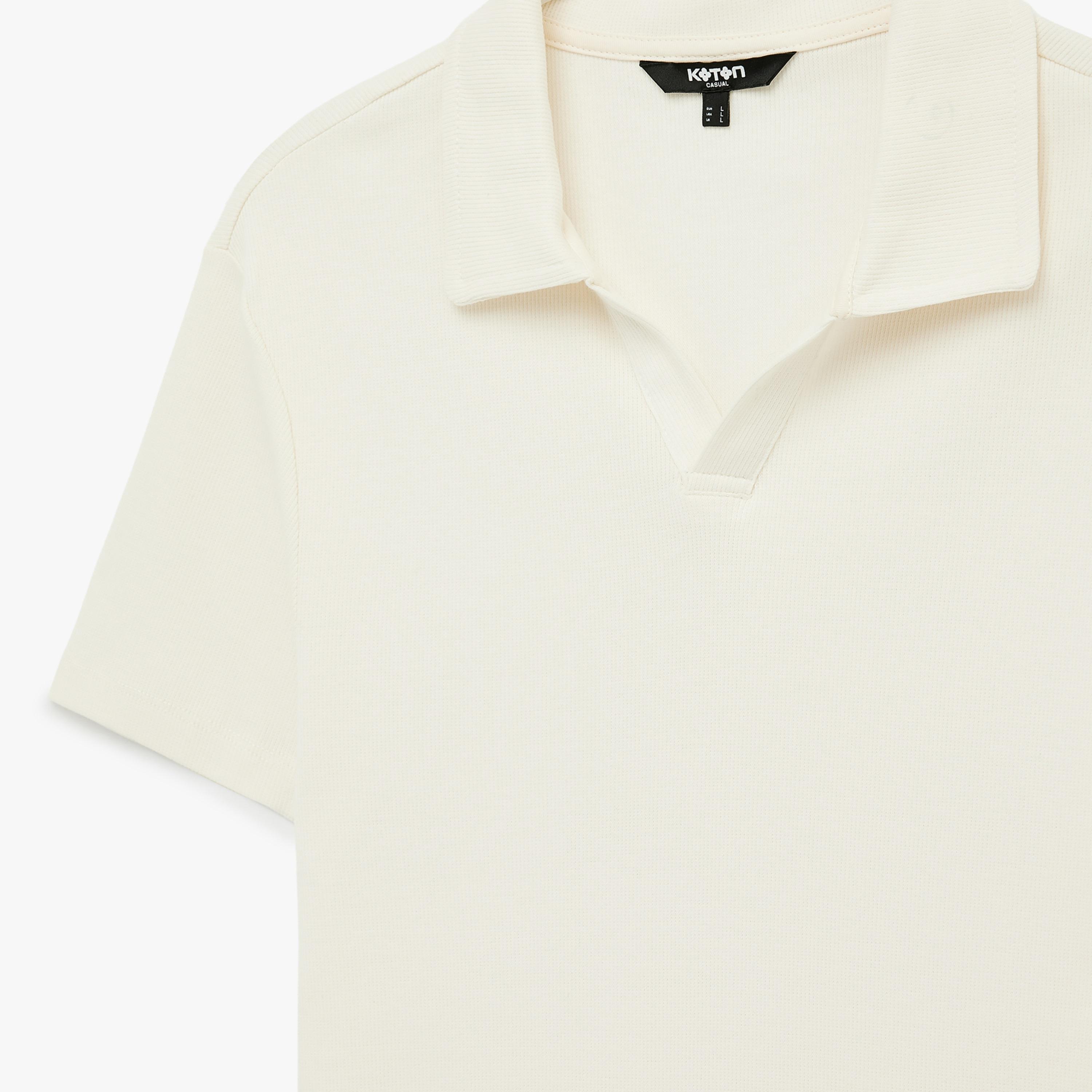 KOTON Textured Johnny Collar Short Sleeves Men's Polo T-Shirt-men-clothing-tshirtsandpolos-polos-image-5