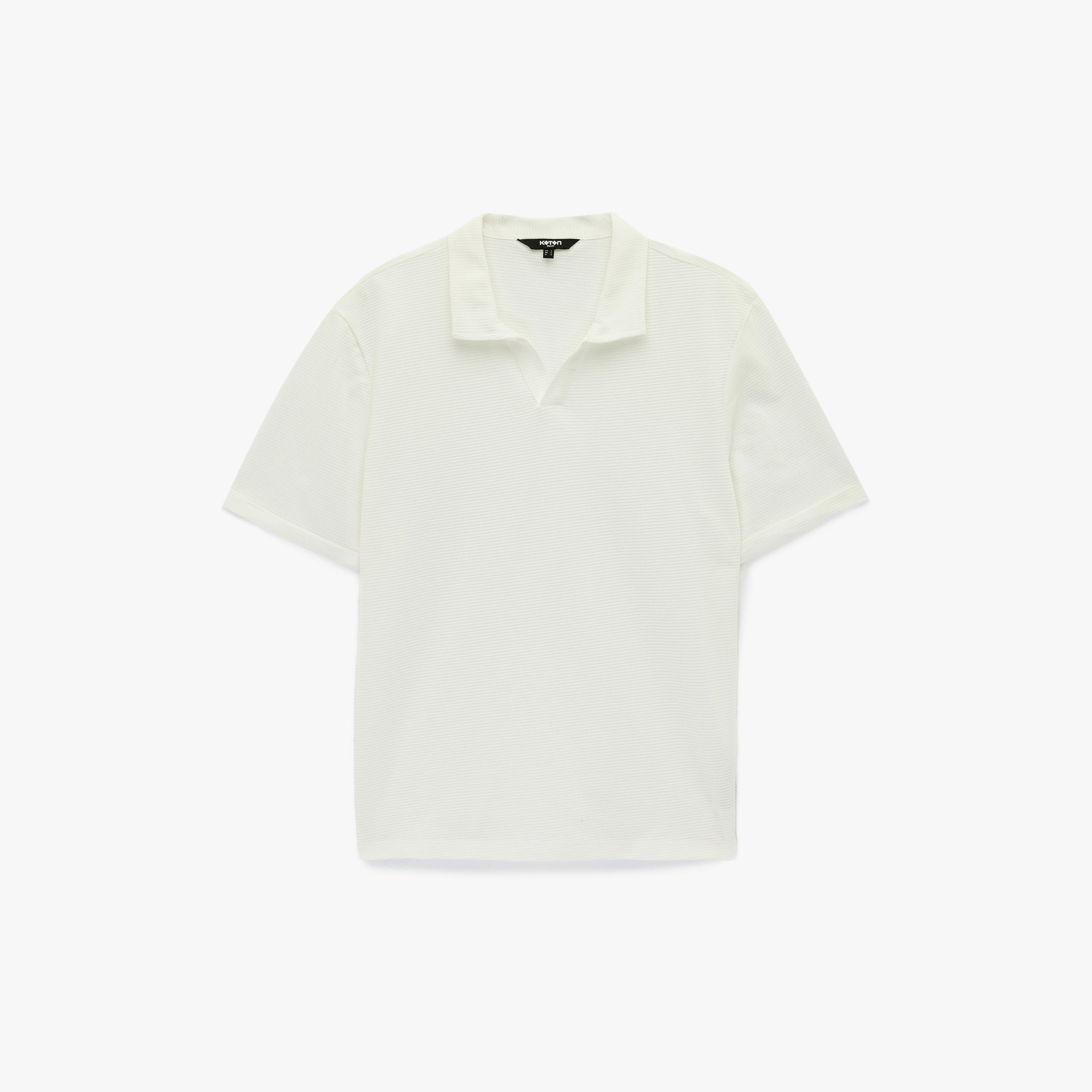 KOTON Textured Johnny Collar Short Sleeves Men's Polo T-Shirt-men-clothing-tshirtsandpolos-polos-image-3