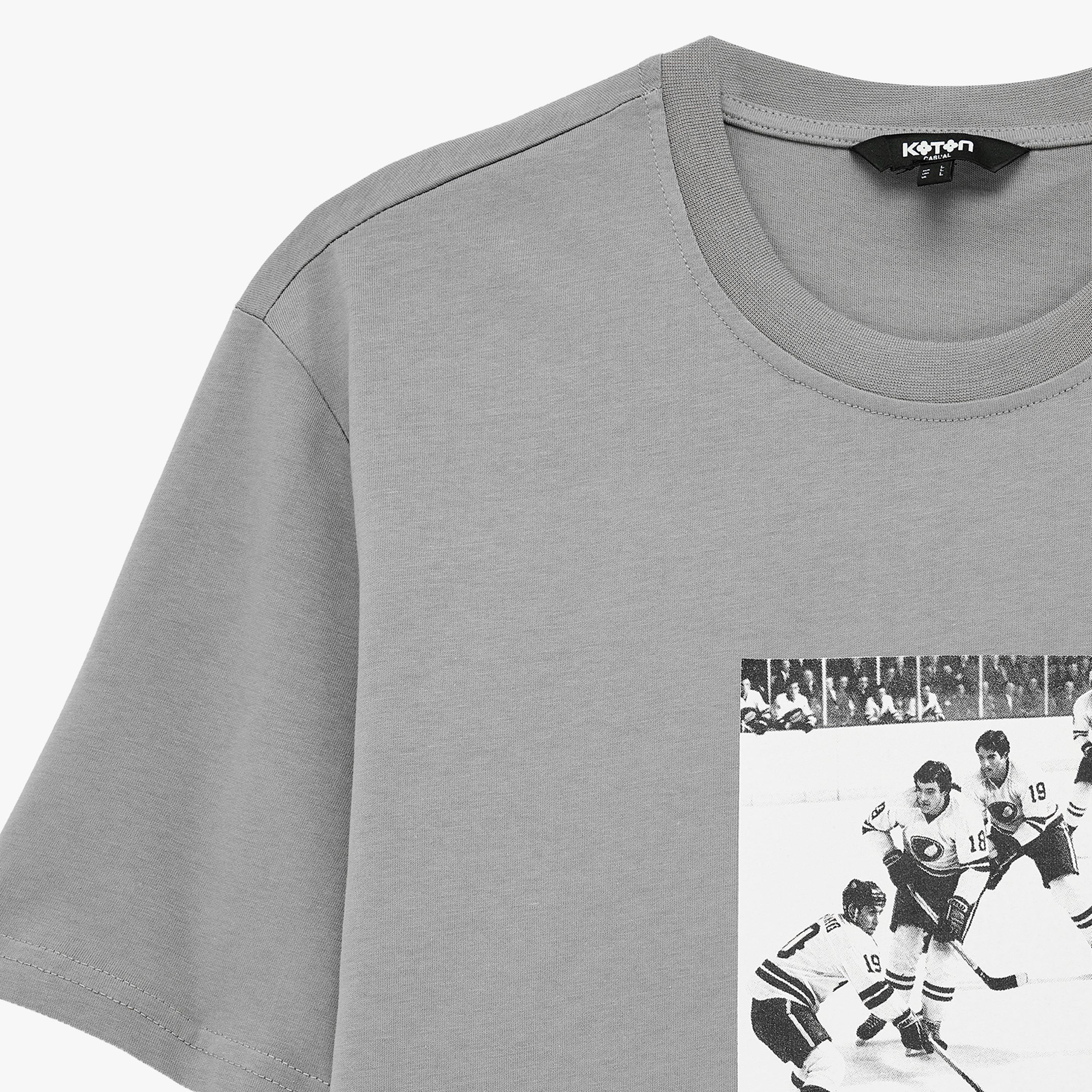 KOTON Graphic Photo Print Crew Neck Short Sleeves Men's T-Shirt-men-clothing-tshirtsandpolos-tshirts-image-6