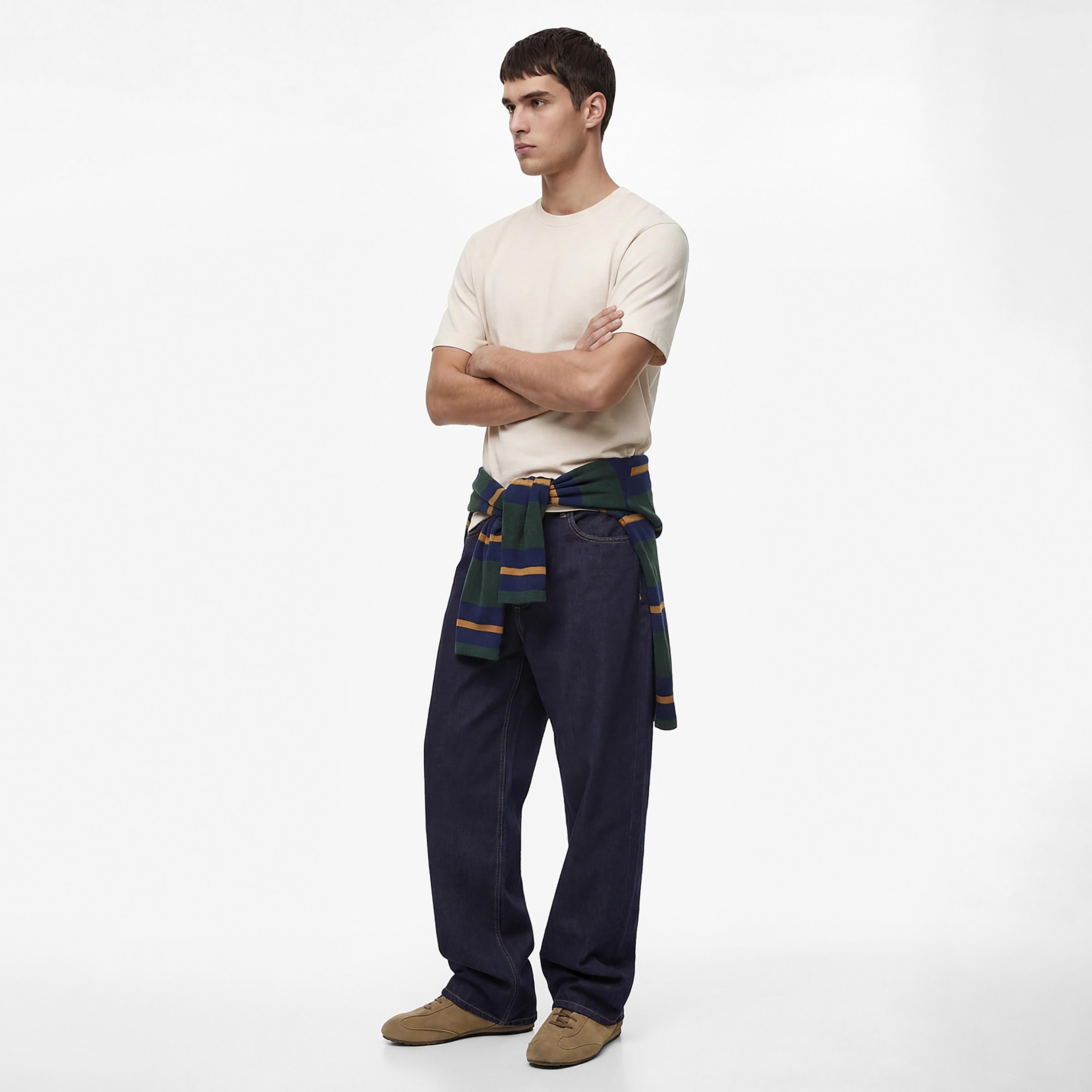 KOTON Plain Crew Neck Short Sleeves Men's T-Shirt-men-clothing-tshirtsandpolos-tshirts-image-2