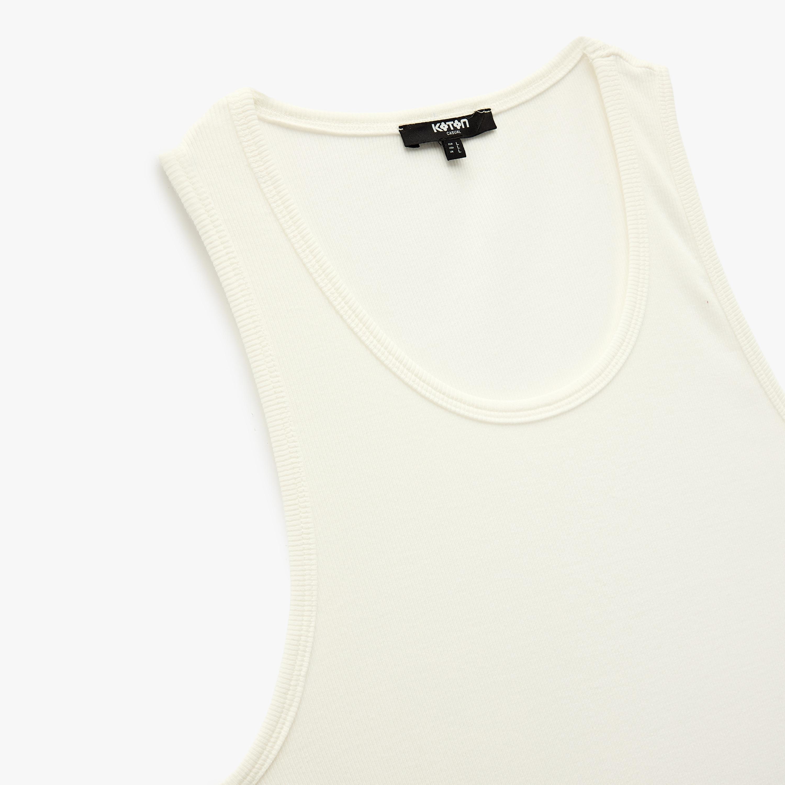 KOTON Plain Scoop Neck Sleeveless Men's Tank T-Shirt-men-clothing-innerwear-vests-image-6