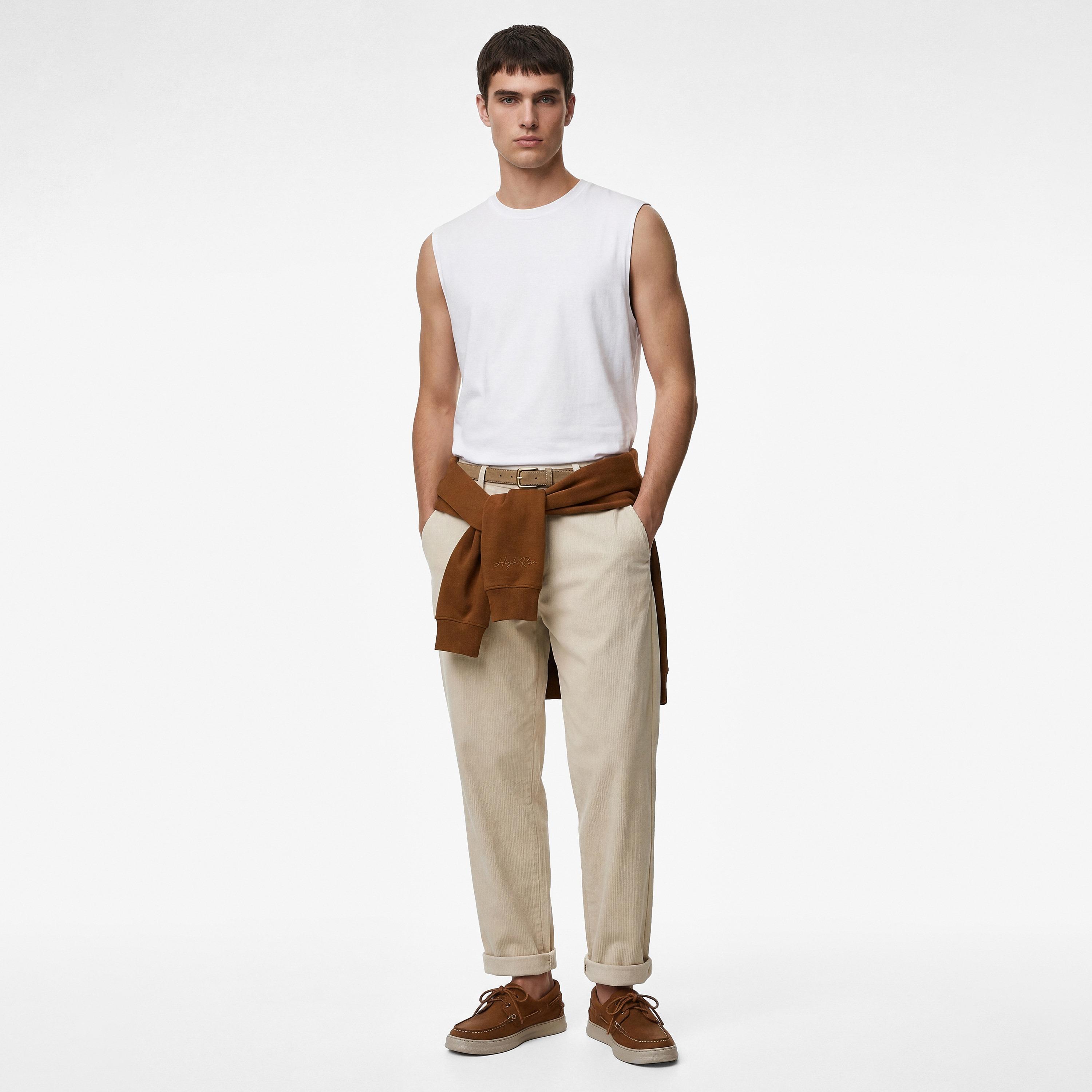 تيشيرت تانك (بدون أكمام) رجالي سادة بقصة رقبة مستديرة من كوتون-men-clothing-innerwear-vests-image-2