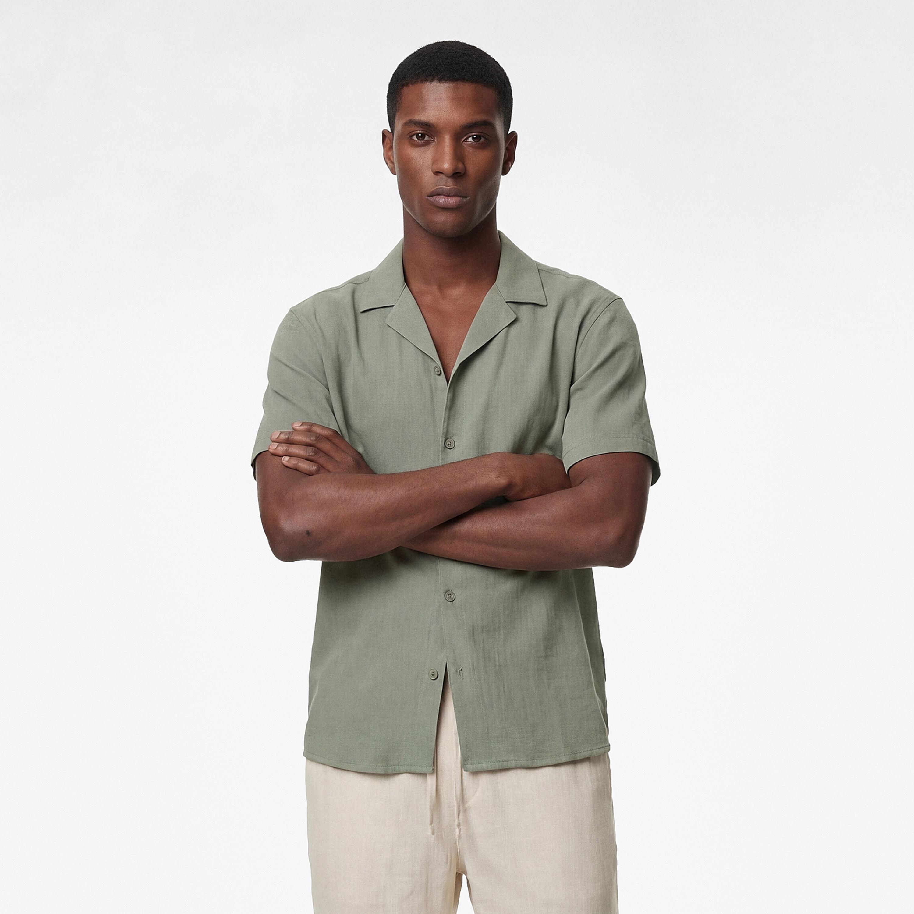 KOTON Regular Fit Crinkled Resort Collar Short Sleeves Men's Shirt-men-clothing-shirts-image-1