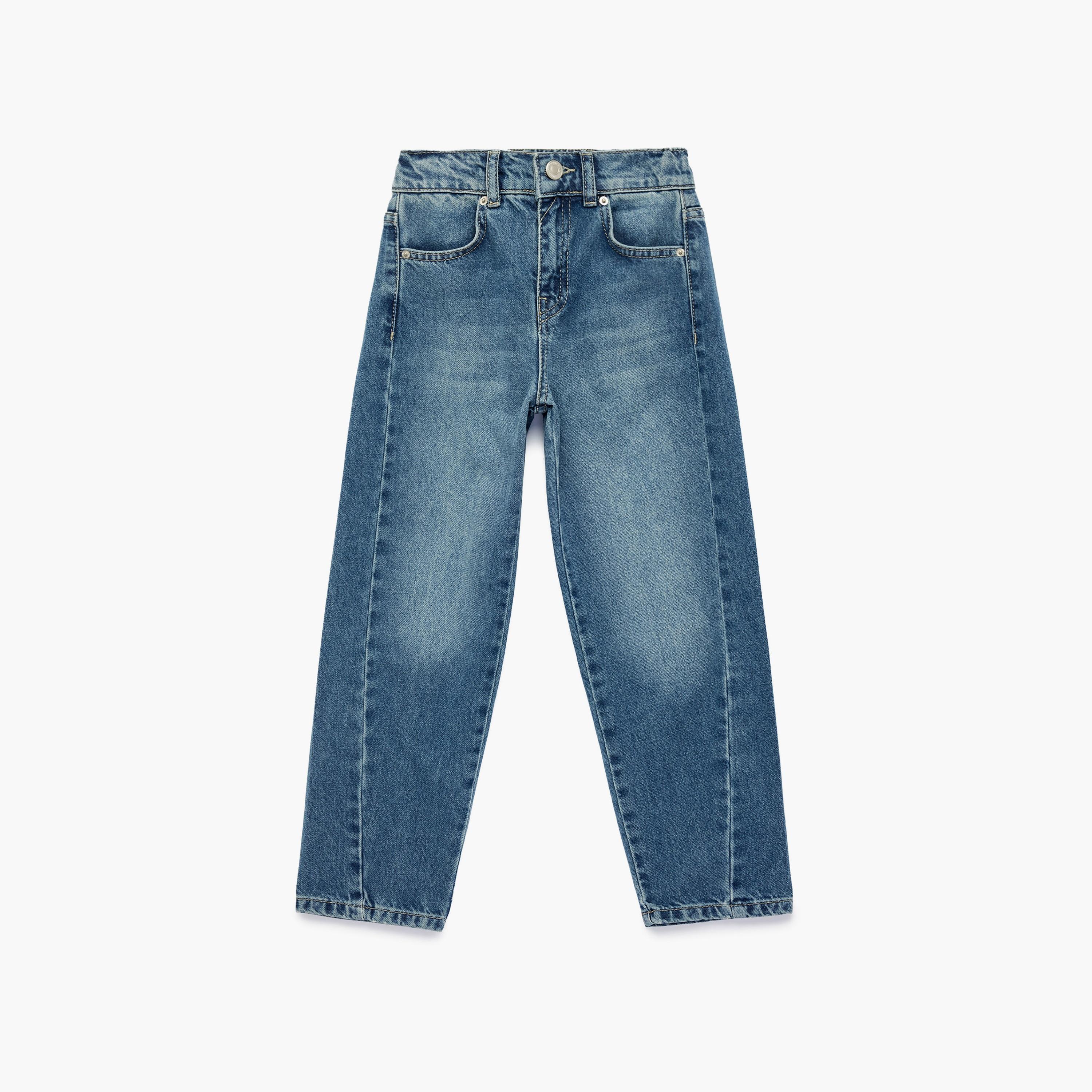 بنطلون جينز بخصر مطاطي وقصة "ريلاكس فيت" من كوتون-boys-clothing-bottoms-jeans-image-1
