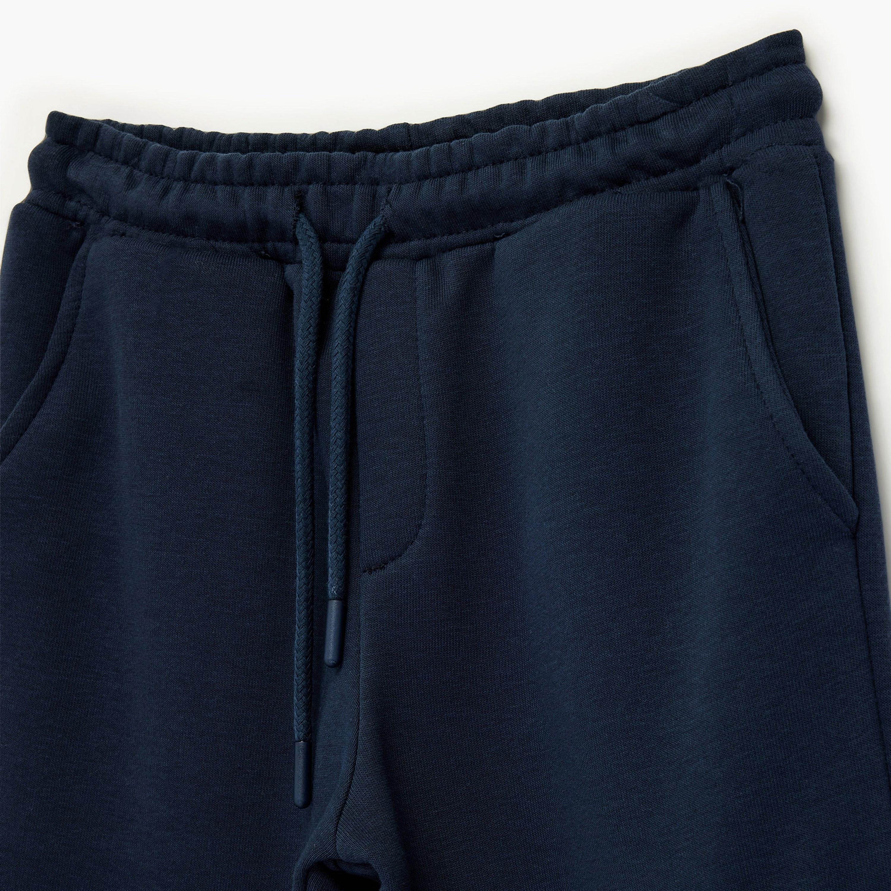 بنطلون "بيسك جوغرز" بخصر مطاطي وبرباط "درو سترينغ" من كوتون-boys-clothing-bottoms-joggersandtrackpants-image-3