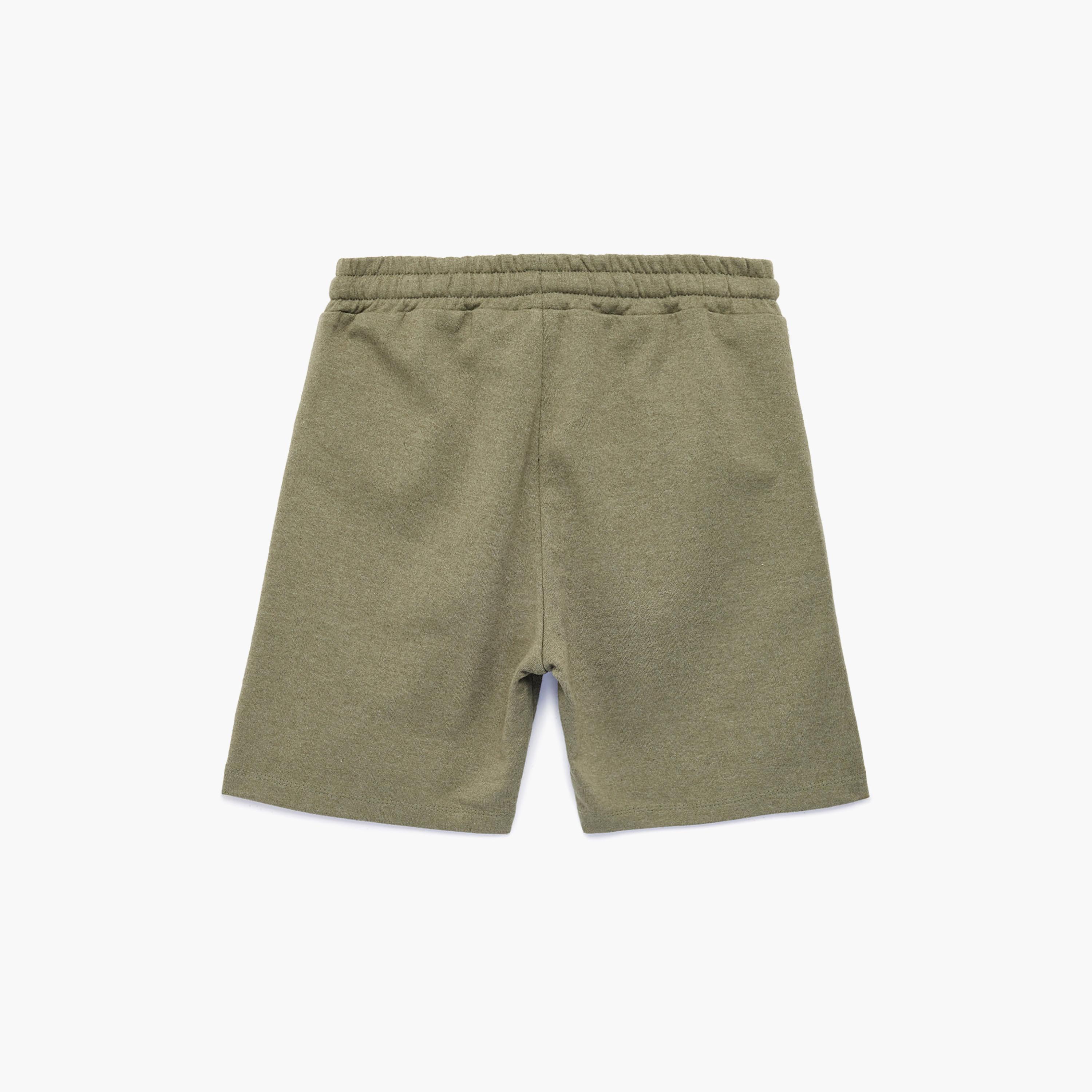 شورت "بيسك" بمزيج القطن بجيوب وبرباط "درو سترينغ" من كوتون-boys-clothing-bottoms-shorts-image-2