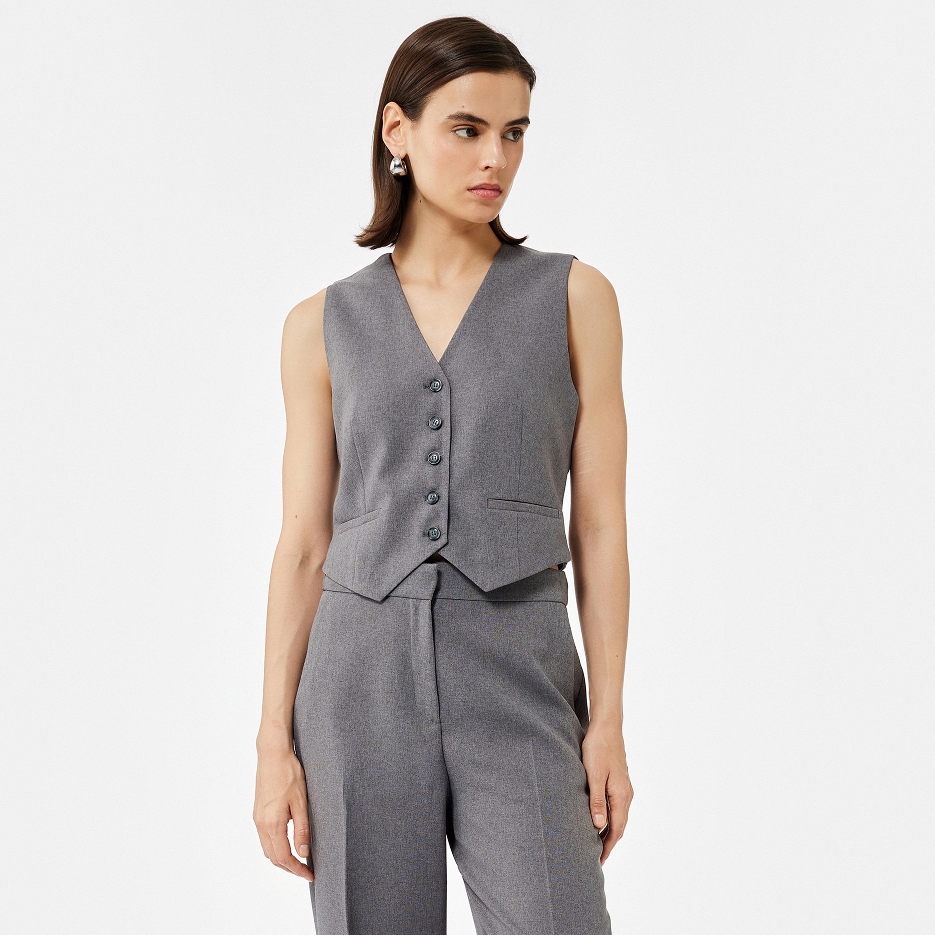 جيليه نسائي بلون رمادي من كوتون-women-winterwear-coatsandjackets-waistcoats-image-1