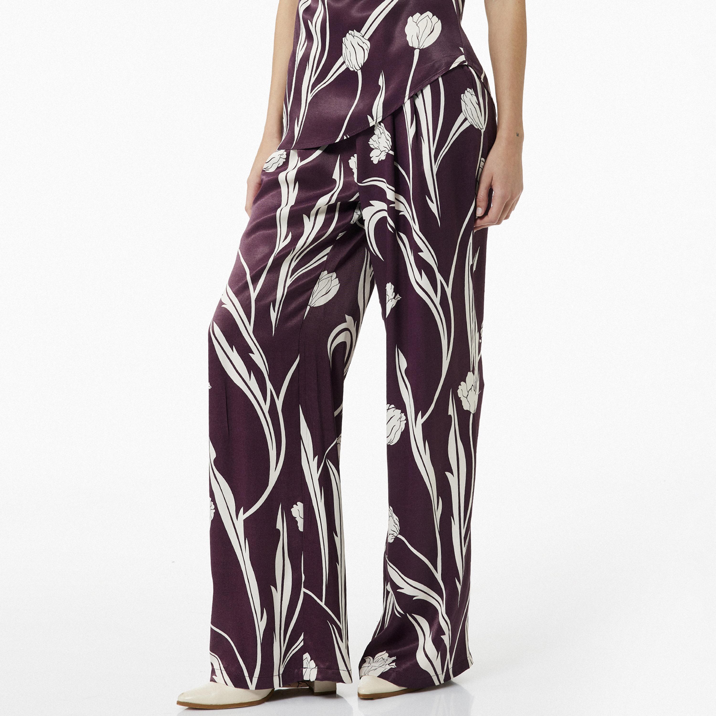 بنطال ساتان نسائي بطبعة زهور وقصة مستقيمة مع خصر نصف مطاطي بلون بورغندي من كوتون-women-clothing-bottoms-trousers-image-3