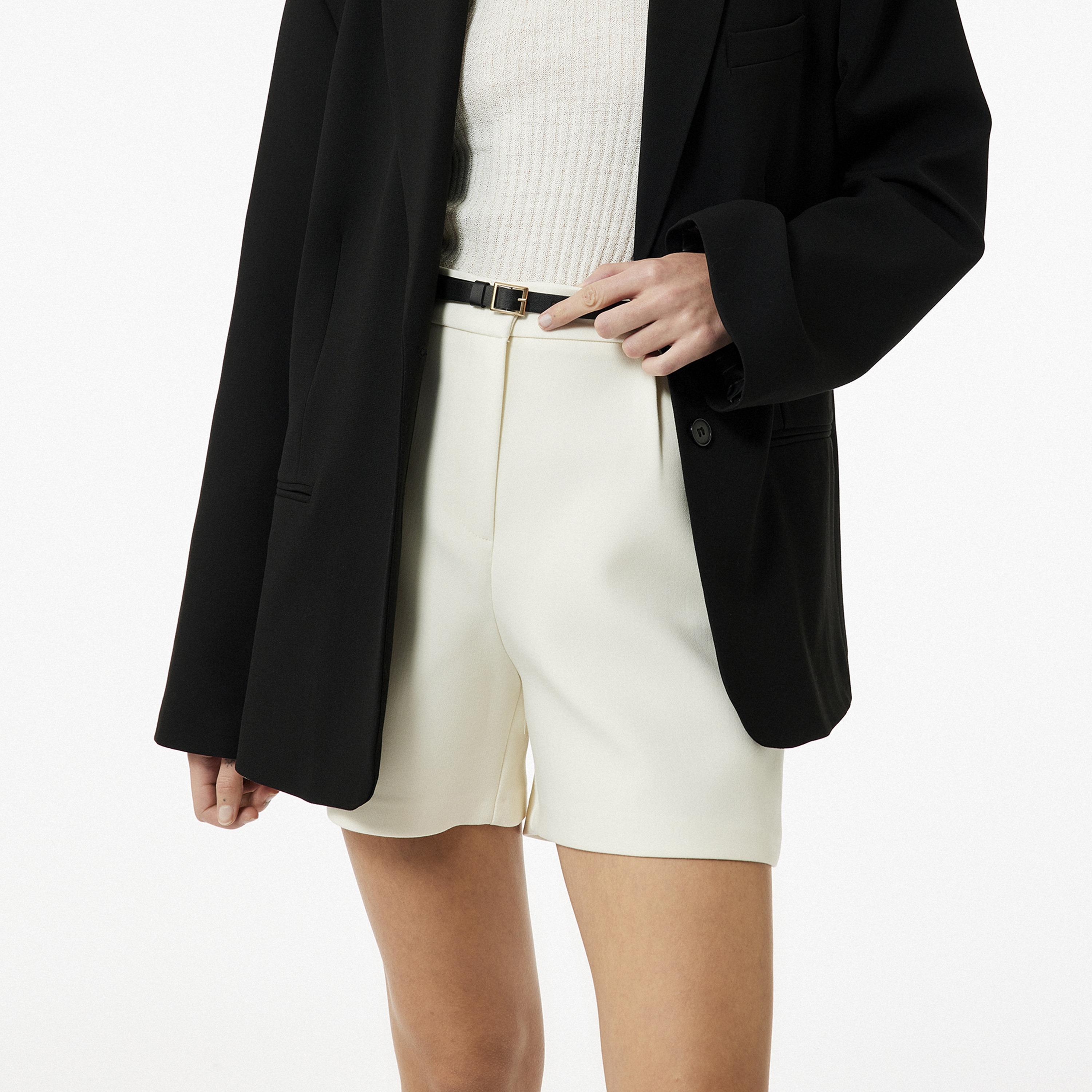 شورت نسائي بيج بسحاب بلص من كوتون-women-clothing-bottoms-shorts-image-3