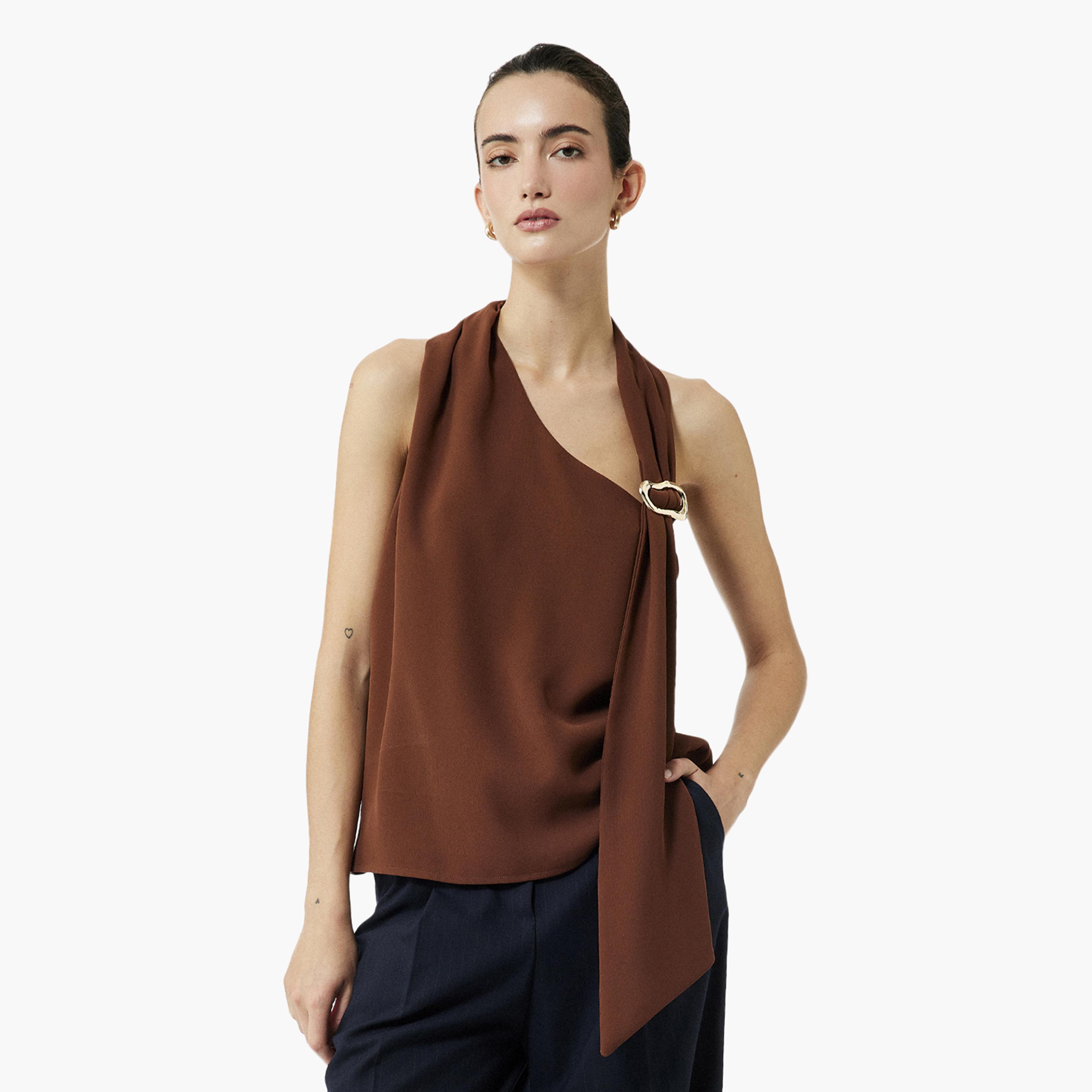 بلوزة نسائية بنية اللون برقبة غير متماثلة من كوتون-women-clothing-shirtsandblouses-blouses-image-1