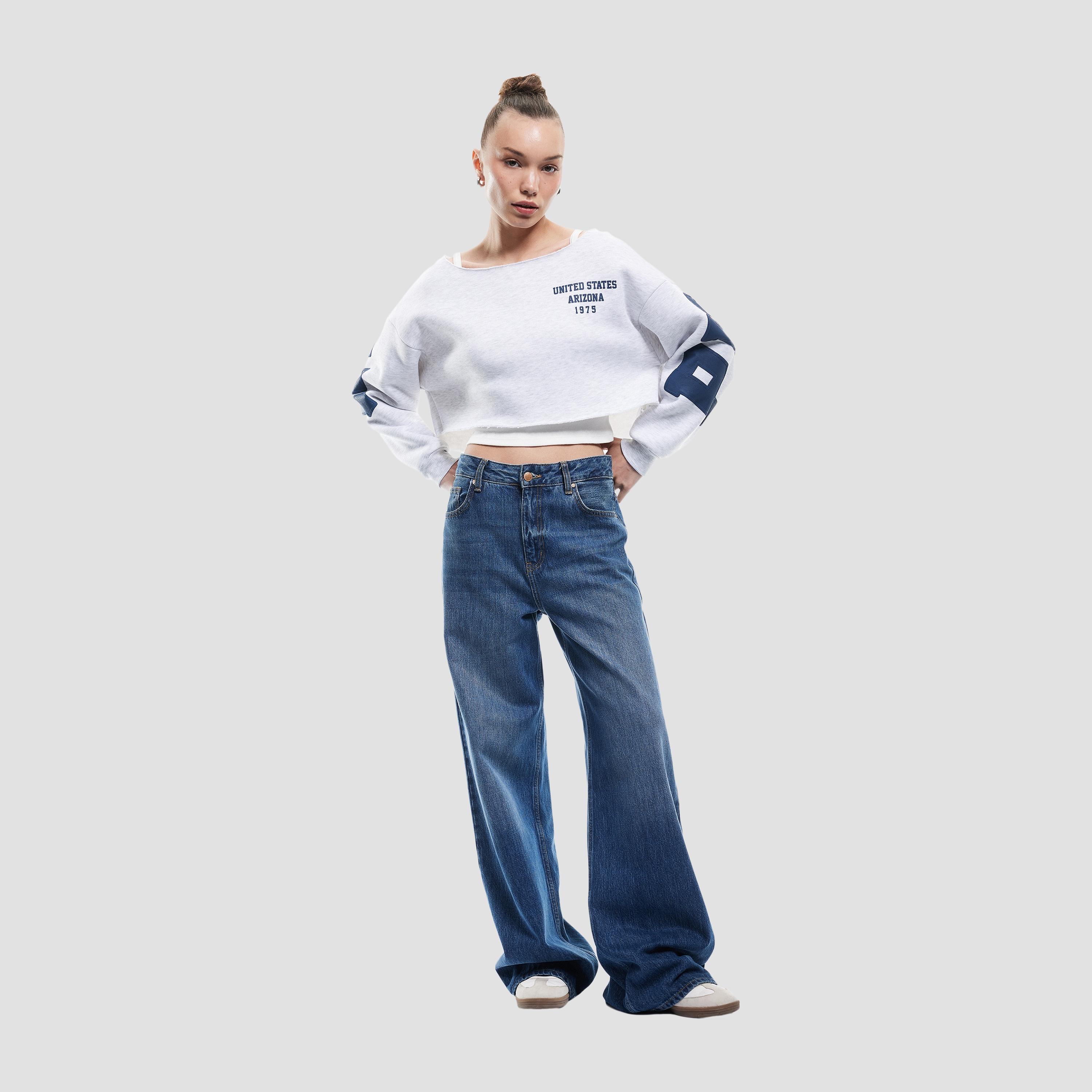 KOTON Grey Graphic Text-Print Dropped Sleeves Women's Cropped Sweatshirt-women-clothing-hoodiesandsweatshirts-sweatshirts-image-2