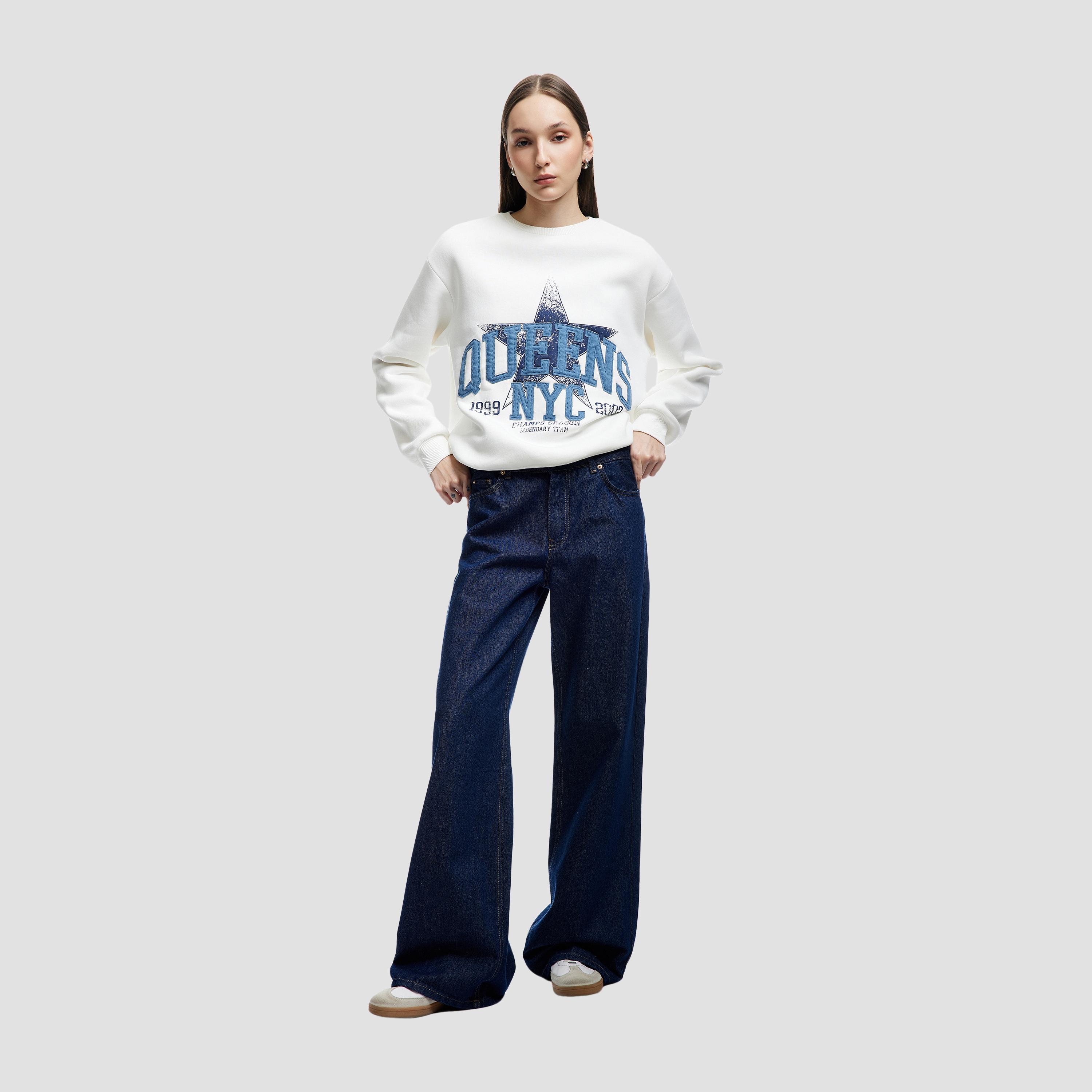 سويت شيرت نسائي بأكمام منسدلة وطبعة نجمة باللون الأبيض من كوتون-women-clothing-hoodiesandsweatshirts-sweatshirts-image-2