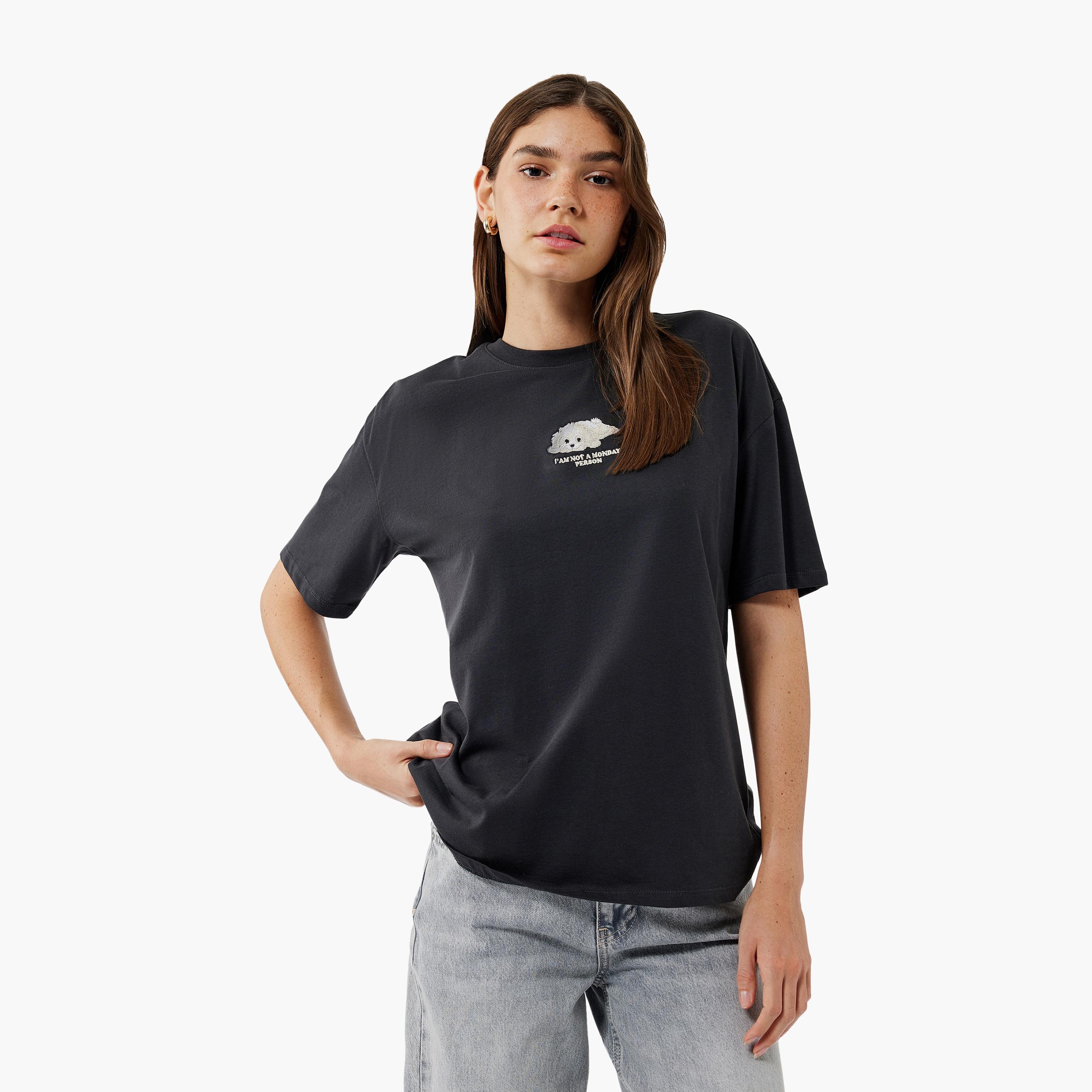 تي شيرت نسائي قطني مطرز بطبعة كلب باللون الفحمي من كوتون-women-clothing-tshirts-image-1