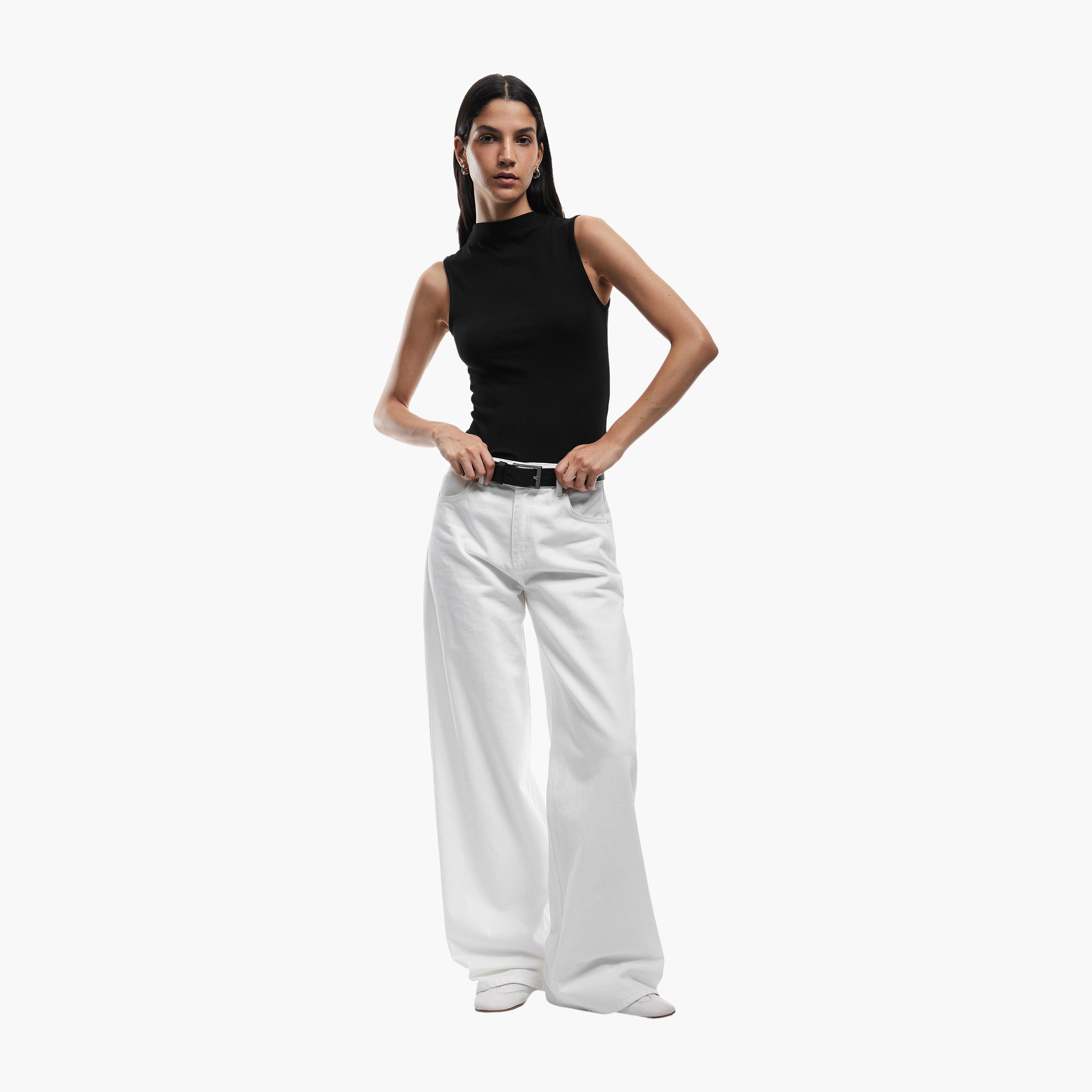 بلوزة نسائية بدون أكمام سوداء برقبة دائرية من كوتون-women-clothing-shirtsandblouses-blouses-image-2