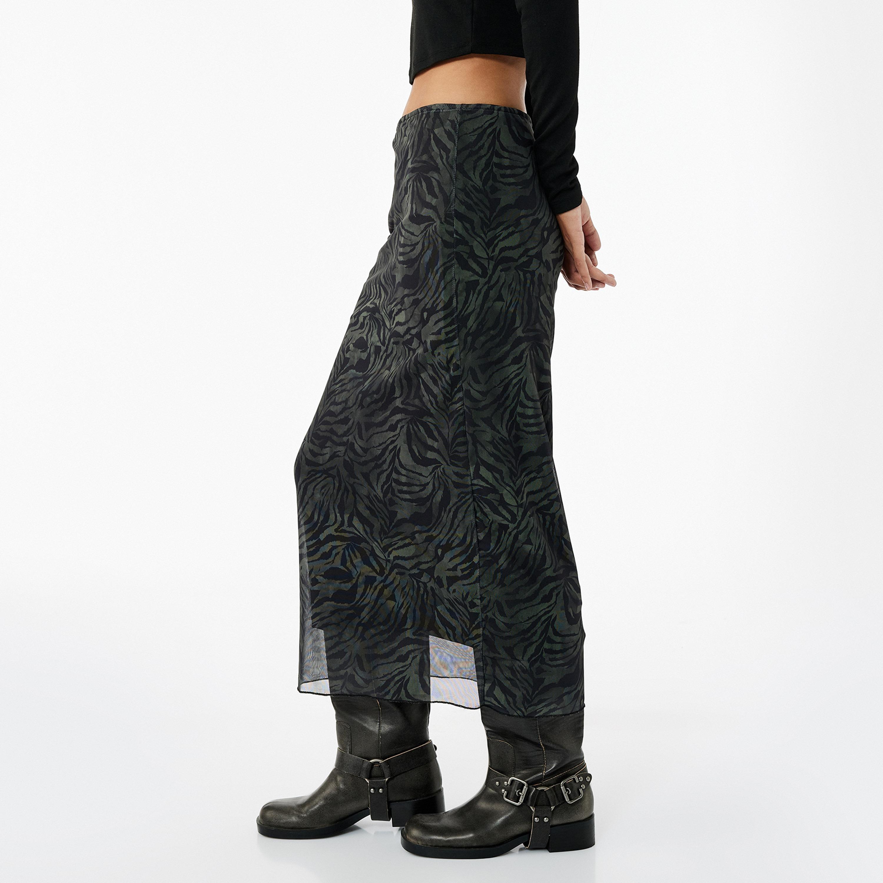 تنورة بينسل نسائية بطبعة مجردة بلون أخضر من كوتون-women-clothing-bottoms-skirts-image-3