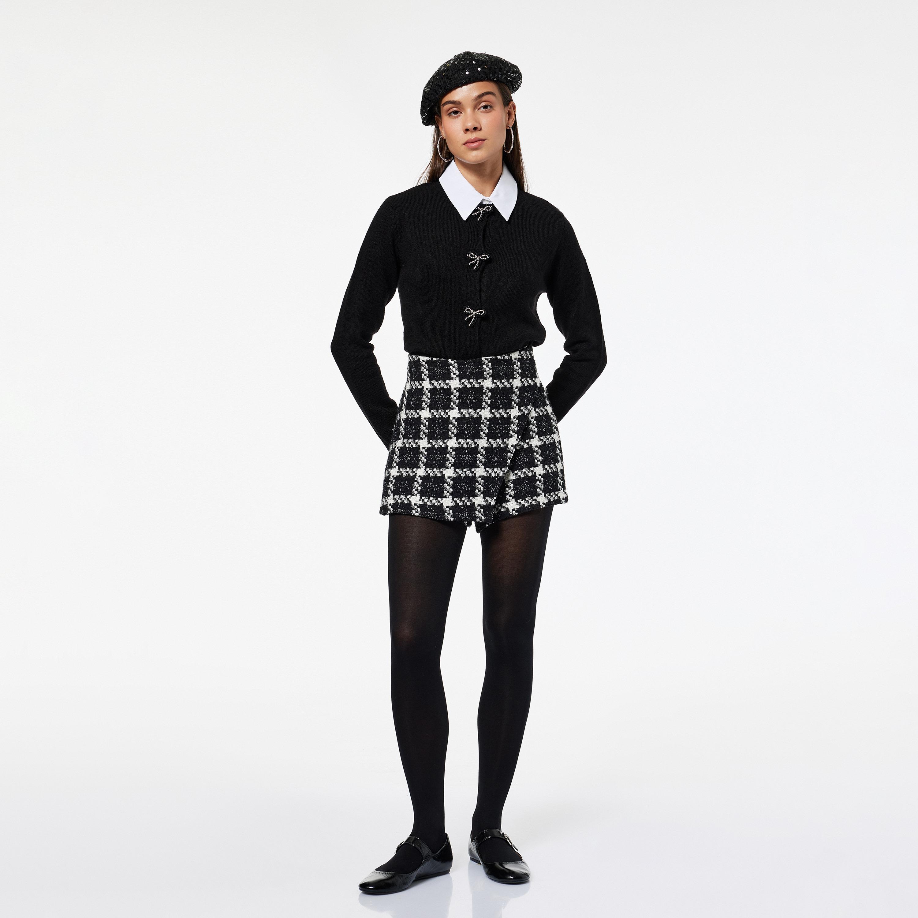 كارديجان نسائي بياقة دائرية ومزين بفيونكة باللون الأسود من كوتون-women-clothing-cardigansandjumpers-cardigans-image-2