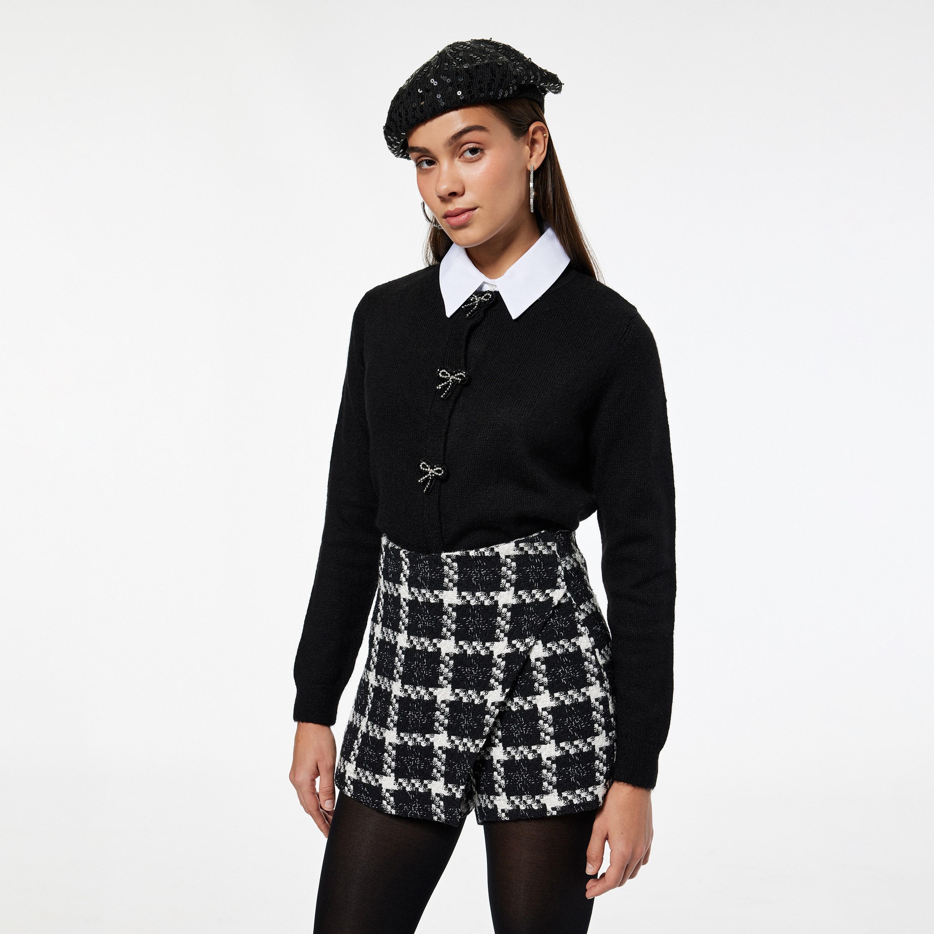 كارديجان نسائي بياقة دائرية ومزين بفيونكة باللون الأسود من كوتون-women-clothing-cardigansandjumpers-cardigans-image-5