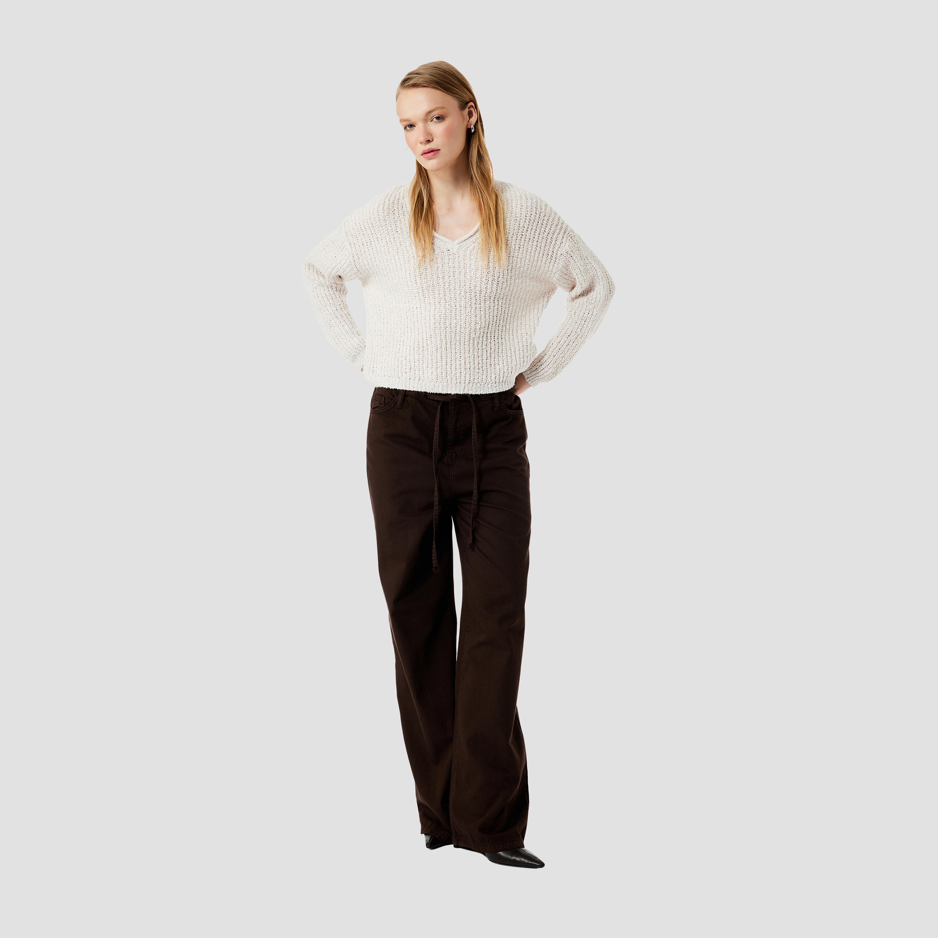 سترة نسائية بيضاء محبوكة بأكمام منسدلة من كوتون-women-clothing-cardigansandjumpers-jumpers-image-2