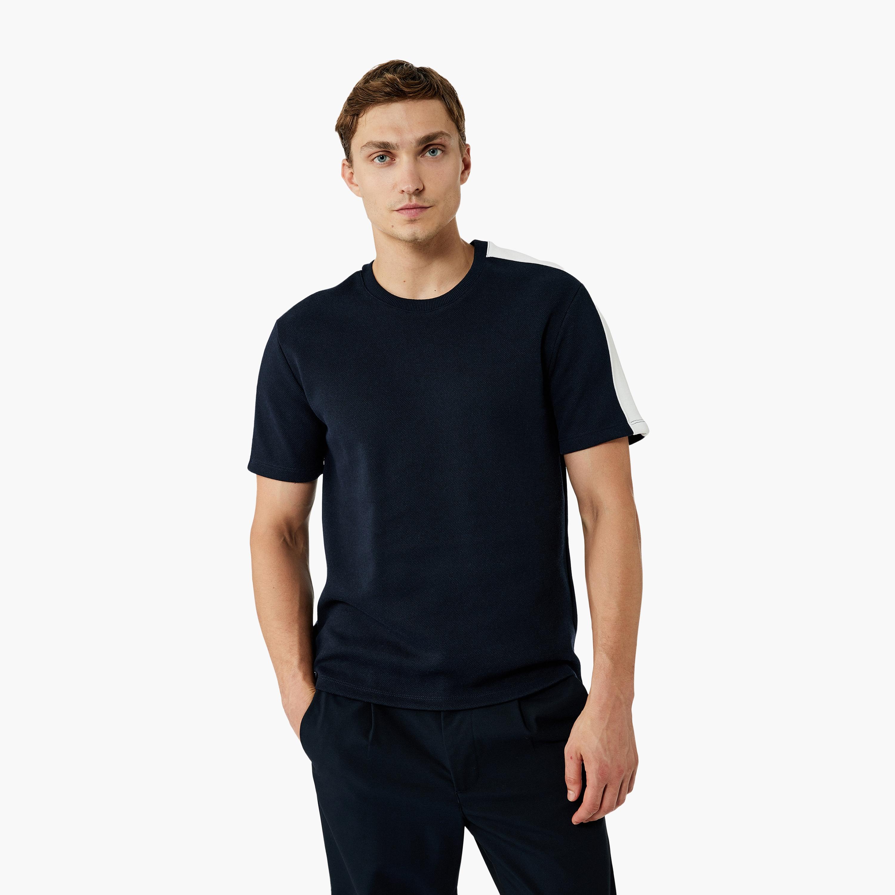 تي شيرت رجالي بأكمام قصيرة ورقبة دائرية بألوان متعددة من كوتون-men-clothing-tshirtsandpolos-tshirts-image-1