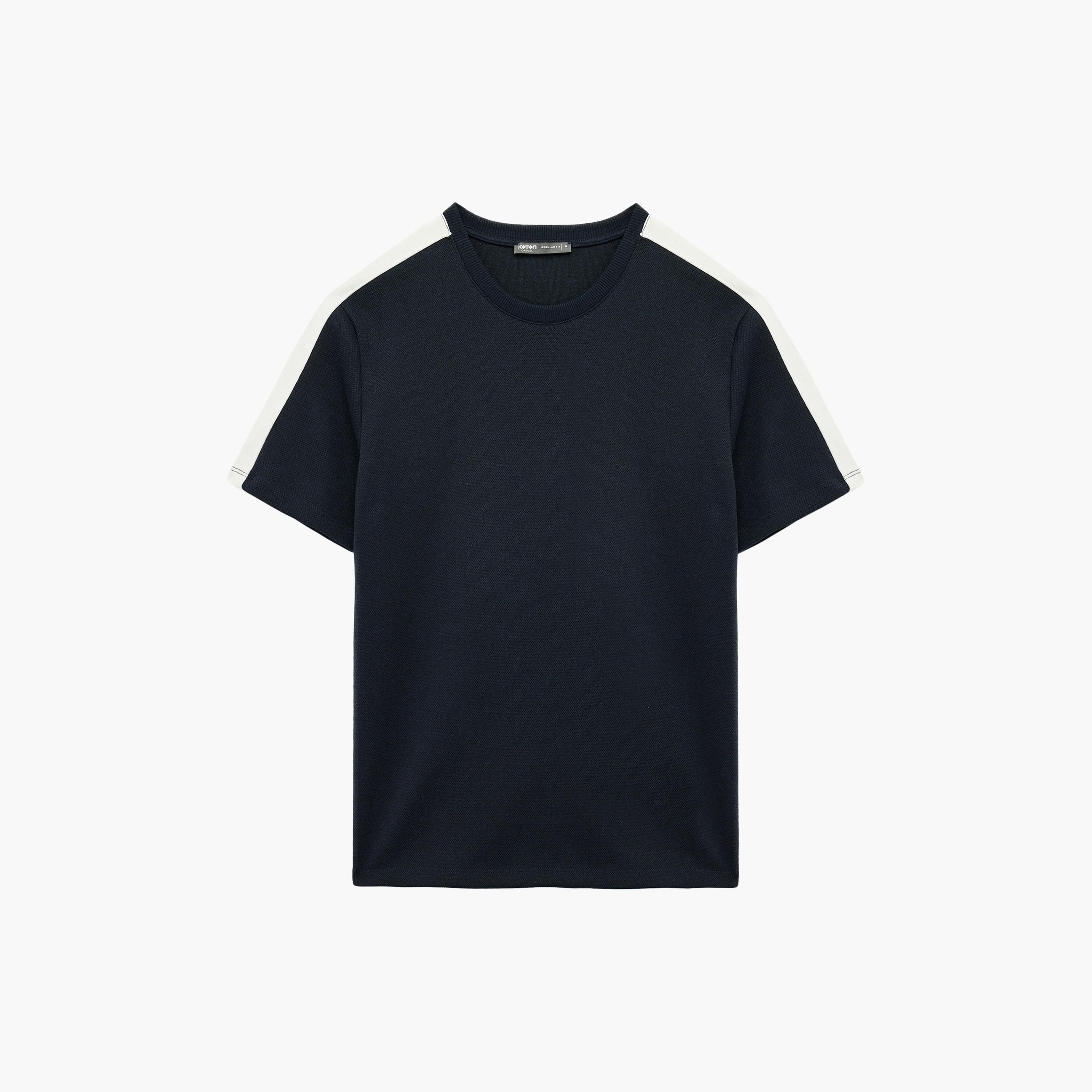 تي شيرت رجالي بأكمام قصيرة ورقبة دائرية بألوان متعددة من كوتون-men-clothing-tshirtsandpolos-tshirts-image-3
