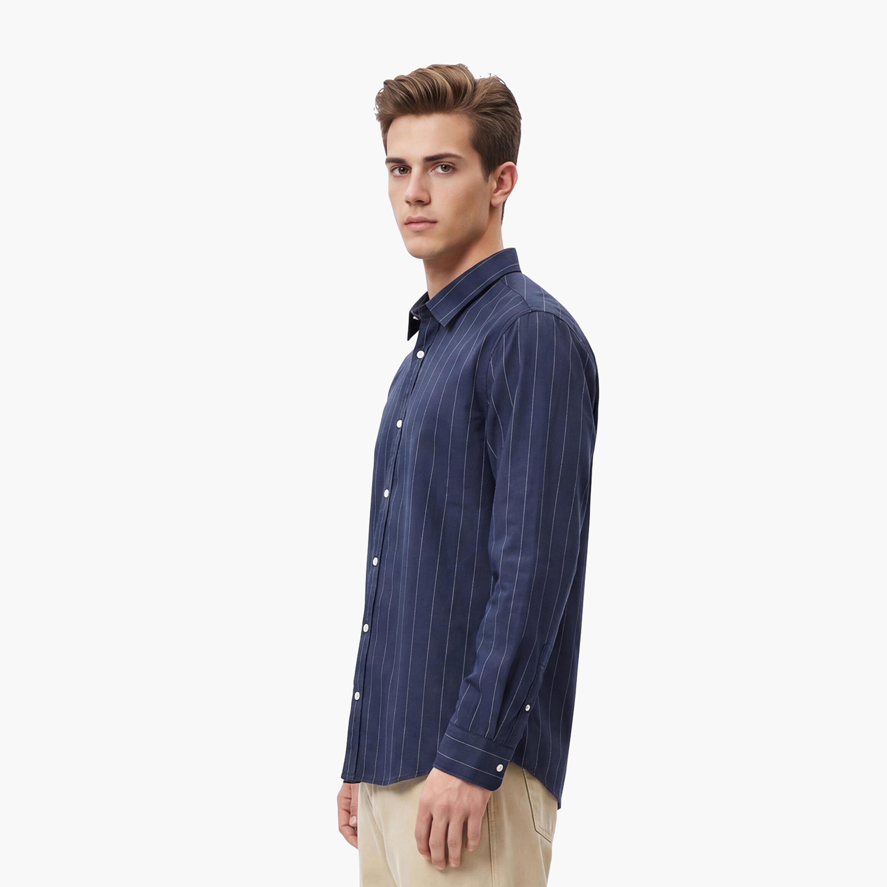 قميص رجالي مخطط بقصة عادية وياقة مفرودة وأكمام طويلة من كوتون-men-clothing-shirts-image-3