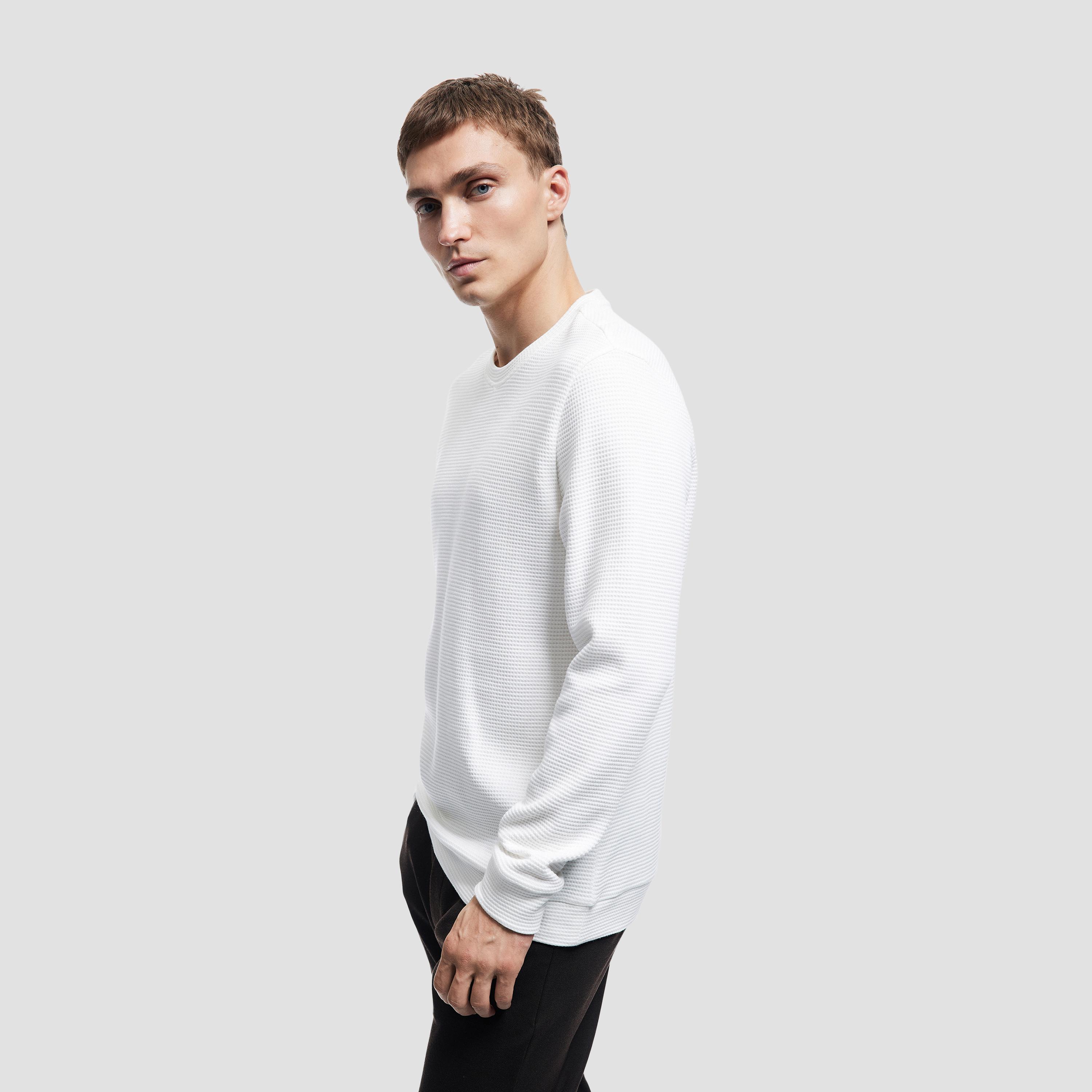 KOTON Textured Round Neck Long Sleeves Men's Sweatshirt-men-winterwear-hoodiesandsweatshirts-image-3