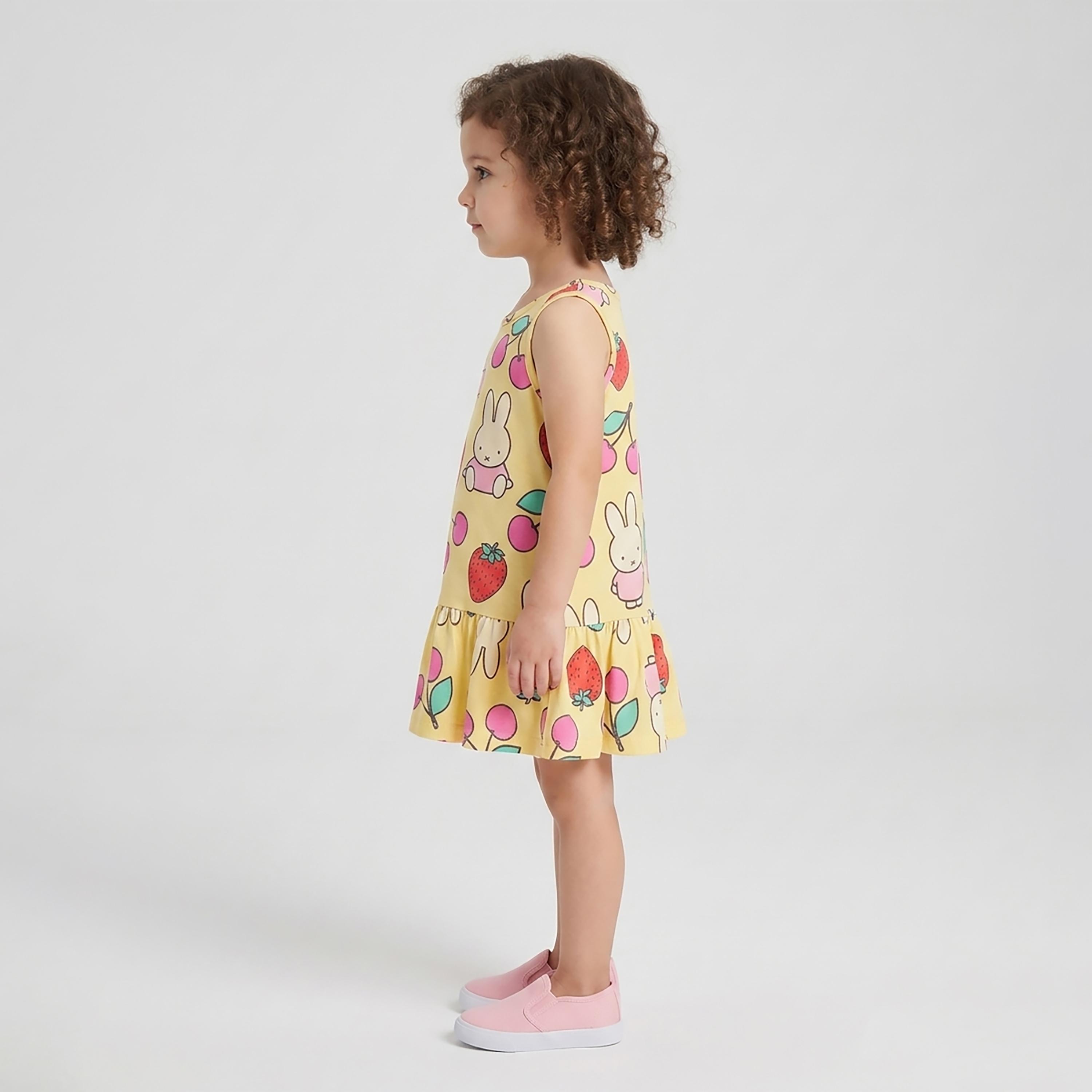 فستان صيفي بدون أكمام بطبعة أرنب وفواكه من بيبي كلو-girls-clothing-dressesandjumpsuits-image-3