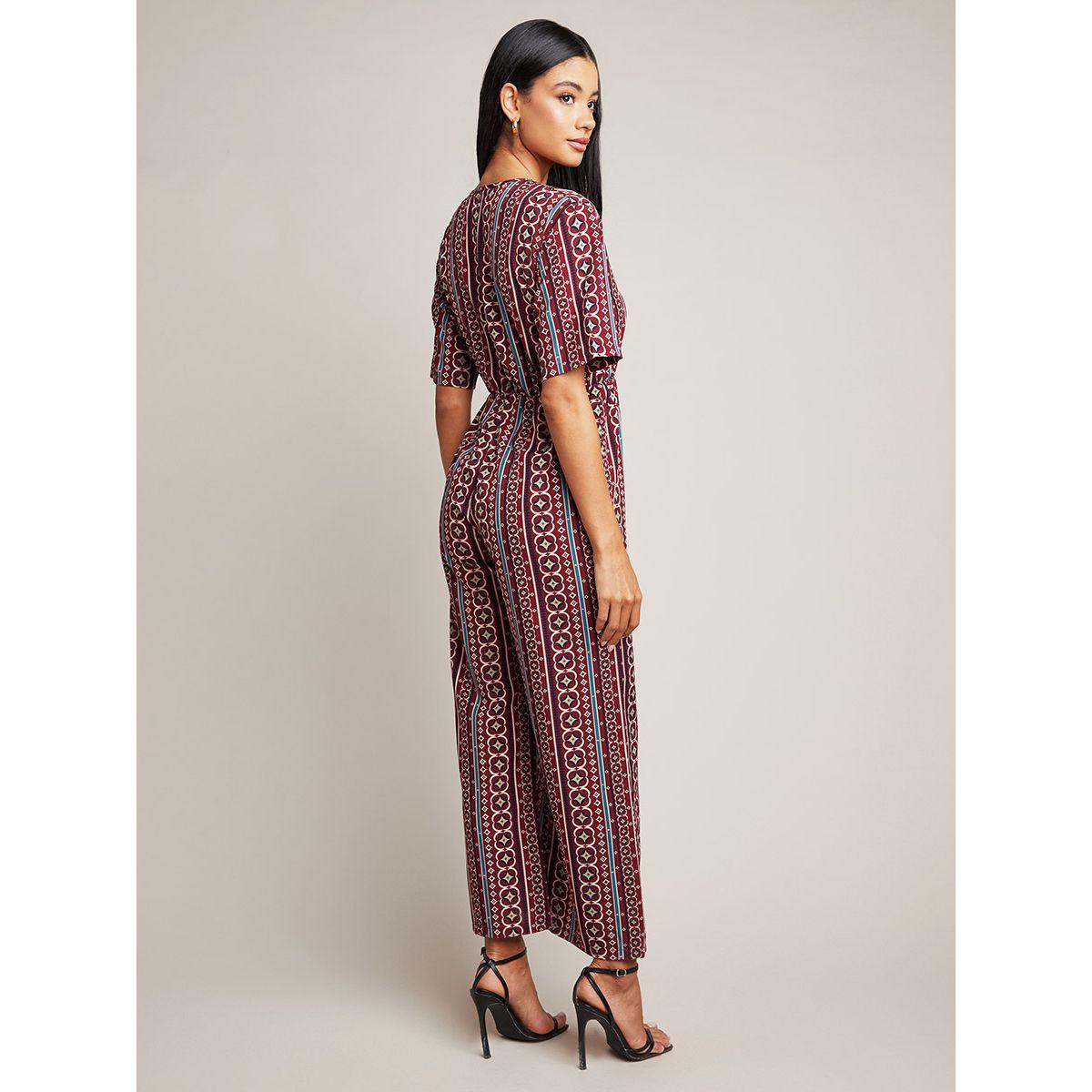 افرول مطبع بياقة على شكل V من ريد تايب-women-clothing-jumpsuits-image-4