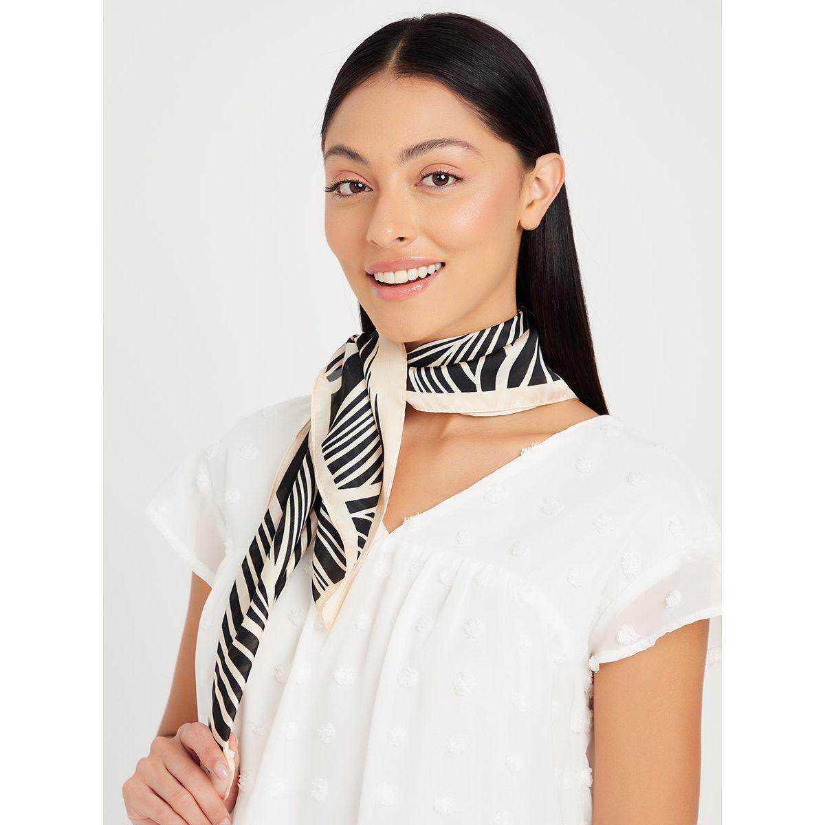 وشاح بطبعة مجردة-women-winterwear-scarves-image-2