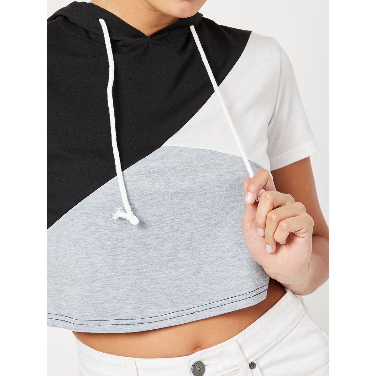تيشيرت قصير بنمط كتل الالوان من ريد تايب-women-clothing-tshirts-image-3