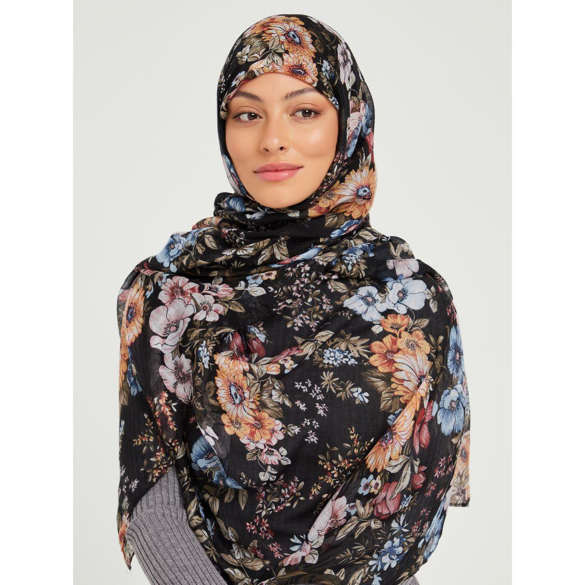 وشاح رأس مطبع بزهور-women-winterwear-scarves-image-2