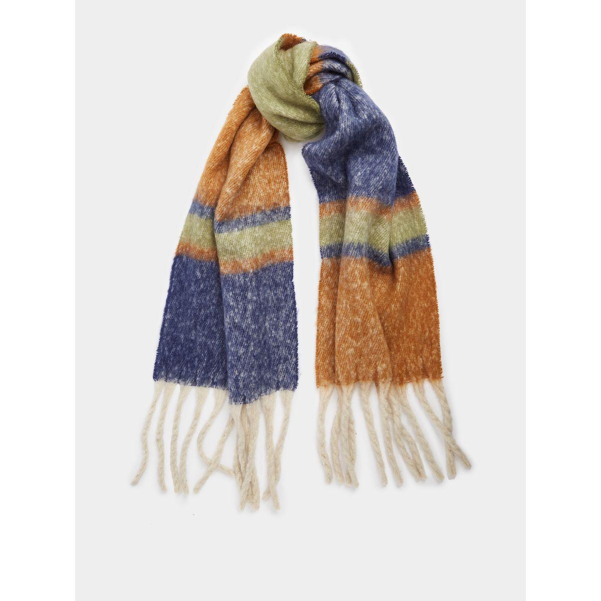 وشاح رأس بشراشيب-women-winterwear-scarves-image-1