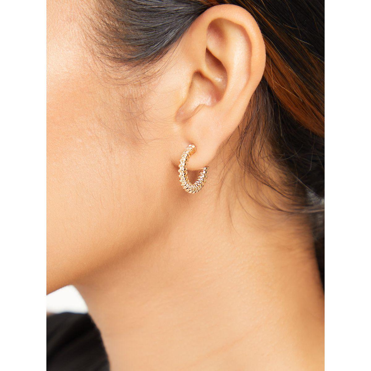 مجموعة من 3 اقراط عصرية من ستايلي-women-watchesandjewellery-jewellery-earrings-image-4