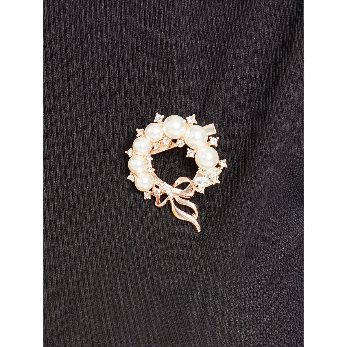 بروش مزين باللؤلؤ وحجر الراين من ستايلي-women-watchesandjewellery-jewellery-brooches-image-1