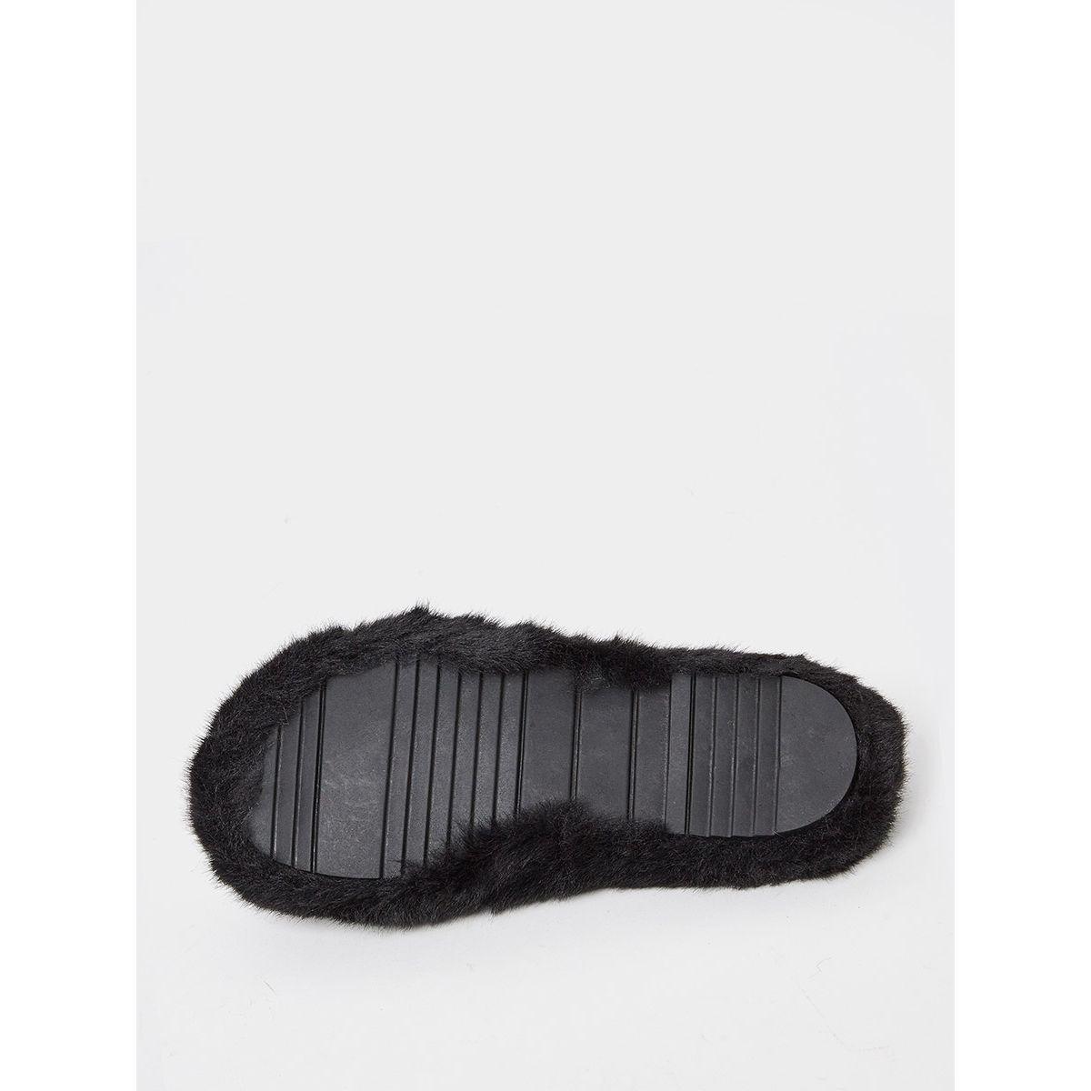 شبشب بفرو اصطناعي مزين بلؤلؤ من ستايلي-women-shoes-bedroomslippers-image-8