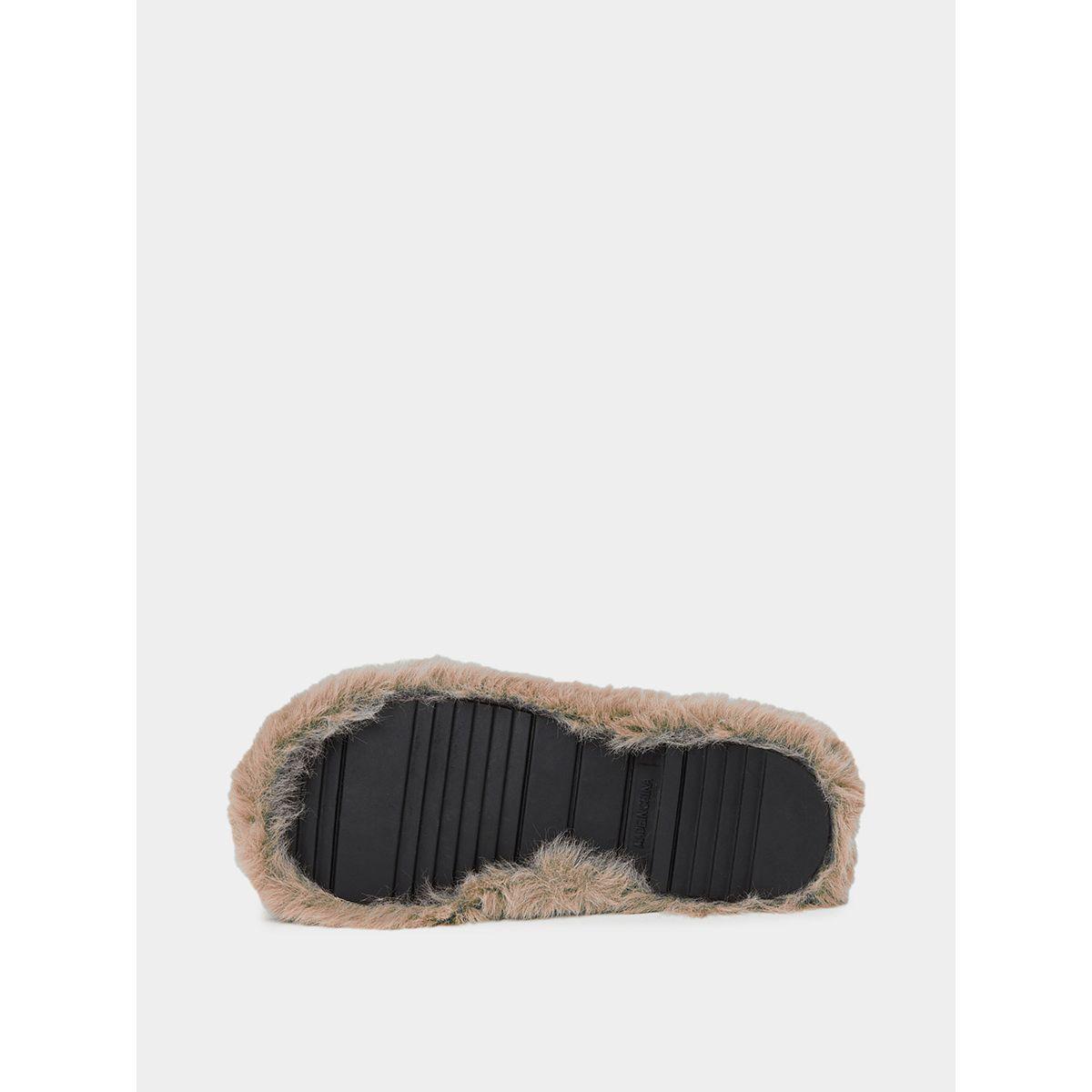 شبشب مزين بفرو اصطناعي و سلسلة من ستايلي-women-shoes-bedroomslippers-image-7