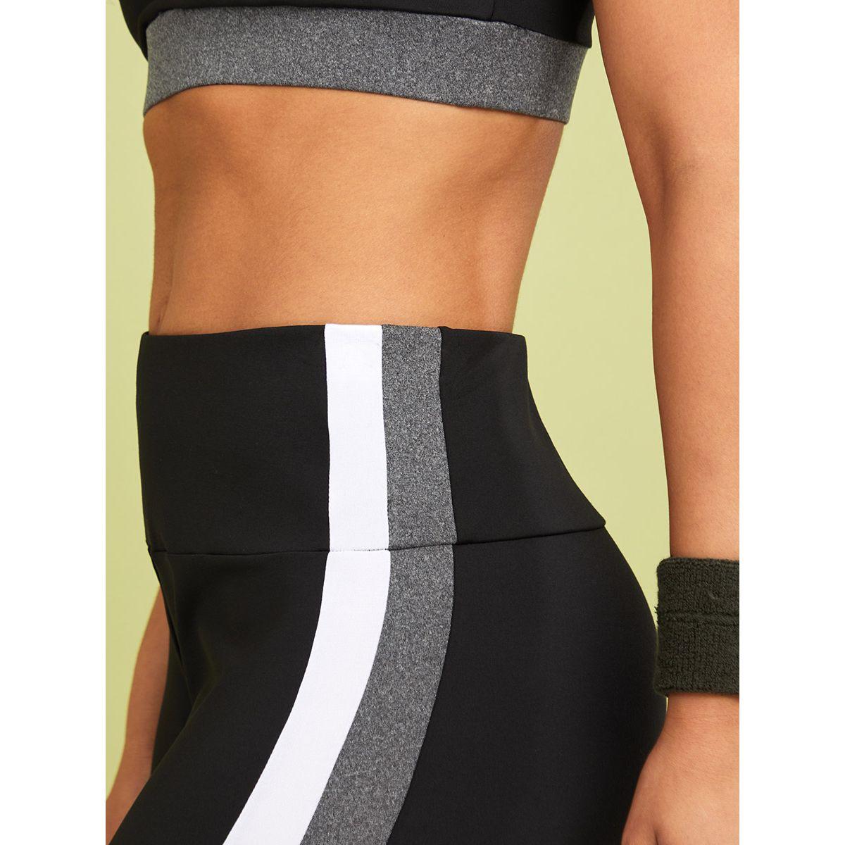 Styli Contrast Trim Detail Sports Bra and Side Stripe Flare Leggings Active Set-sports-women-clothing-trackpantsandtracksuits-image-4