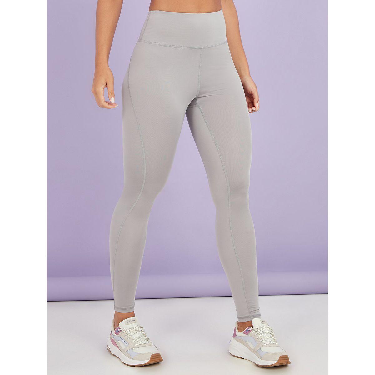 طقم من 3 ( بلوزة + صدرية + ليقنز ) من ستايلي-sports-women-clothing-trackpantsandtracksuits-image-7