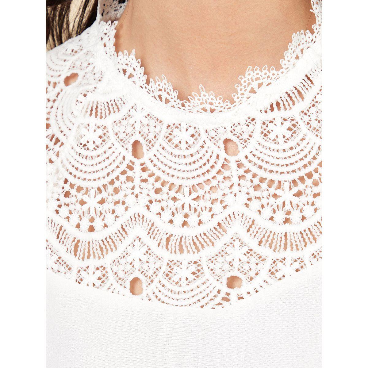 بلوزة بتداخلات دانتيل من ريد تايب-women-clothing-shirtsandblouses-blouses-image-4