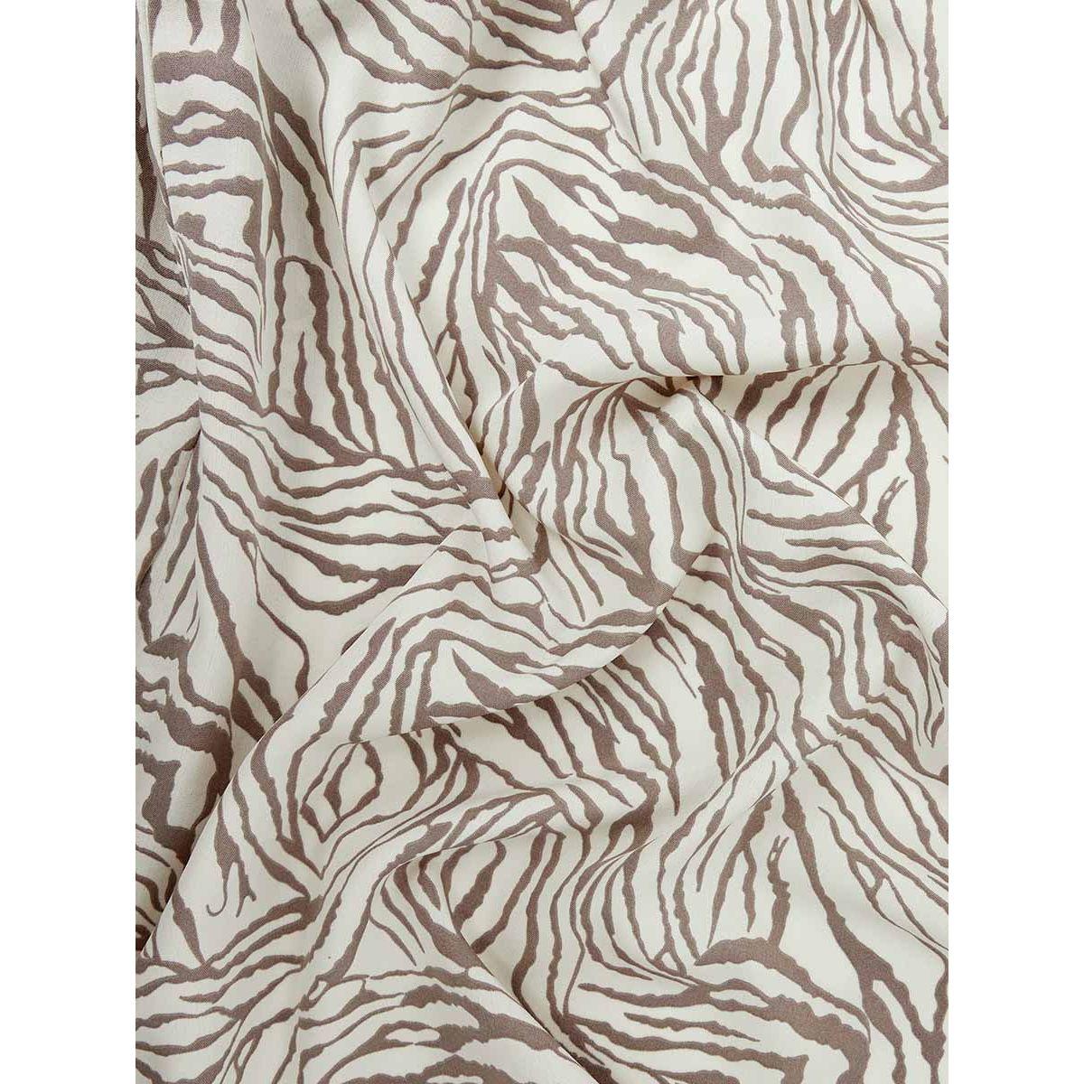 Styli Abstract Print Longline Shirt with Wide Leg Trouser Co-Ord Set-women-clothing-coordsets-image-8
