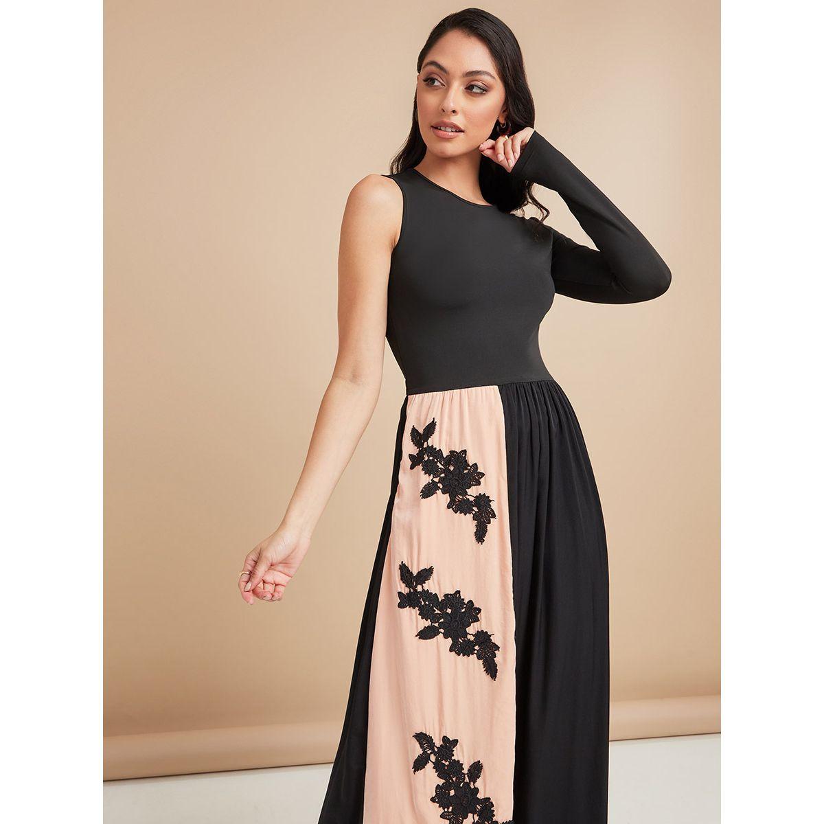 Styli Asymmetrical Sleeves Colorblock A-Line Maxi Dress-women-clothing-dresses-image-2